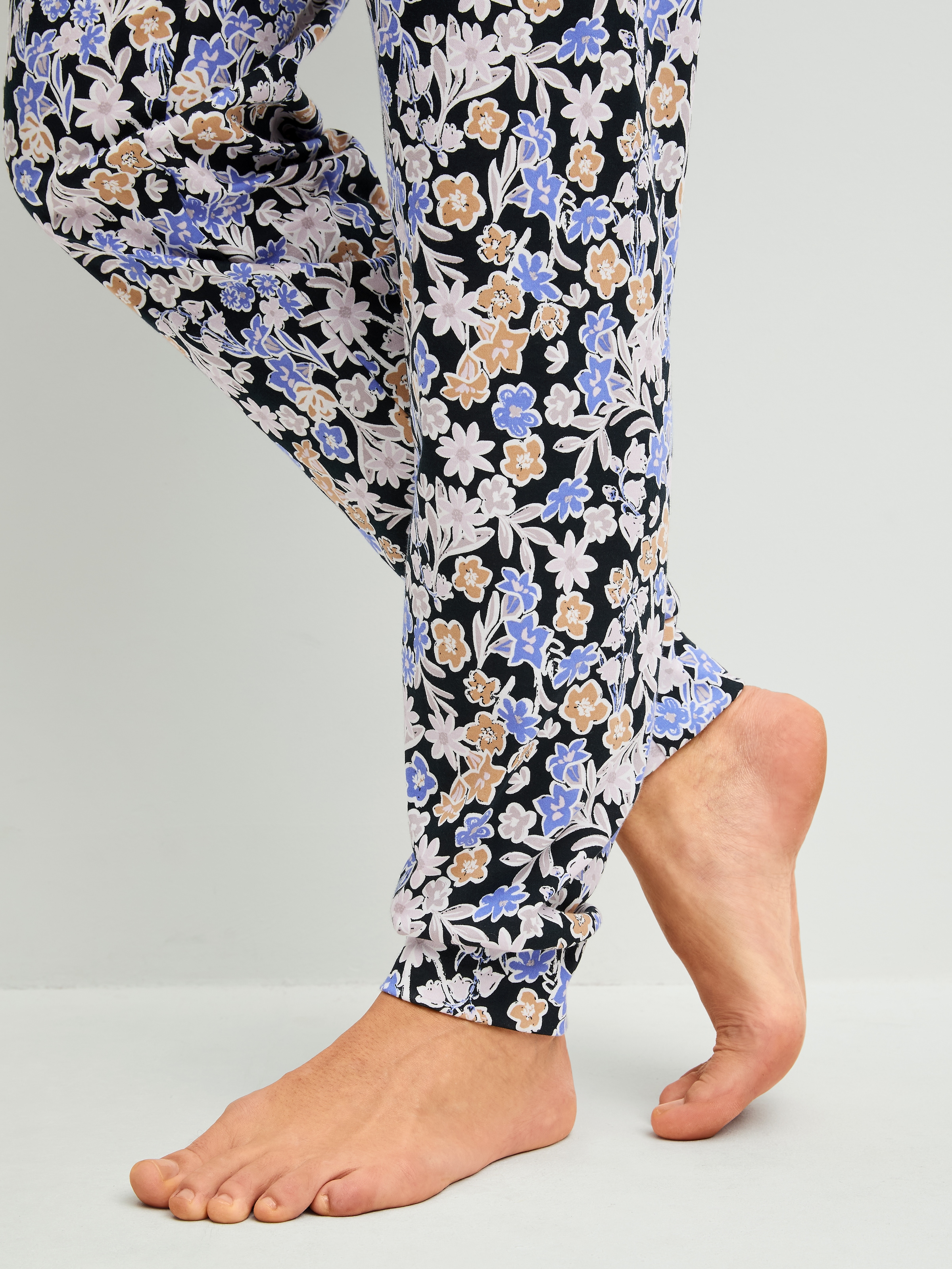 CALIDA Pyjama »Flower Dreams« 2 manches longues, col rond, qualité interlock, doux, confortable