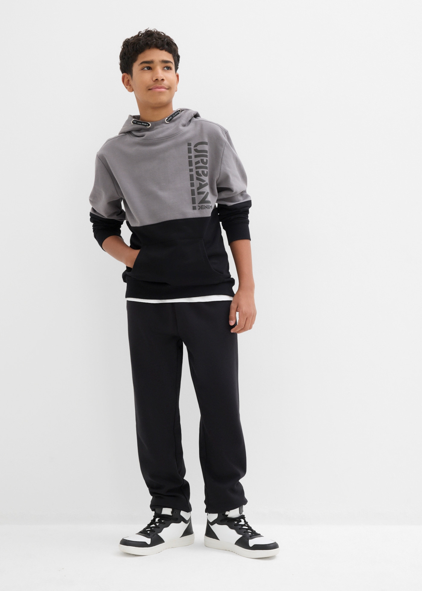 bonprix Pantalon de jogging  pour enfants, en lot de deux, en coton et polyester, coupe régulière