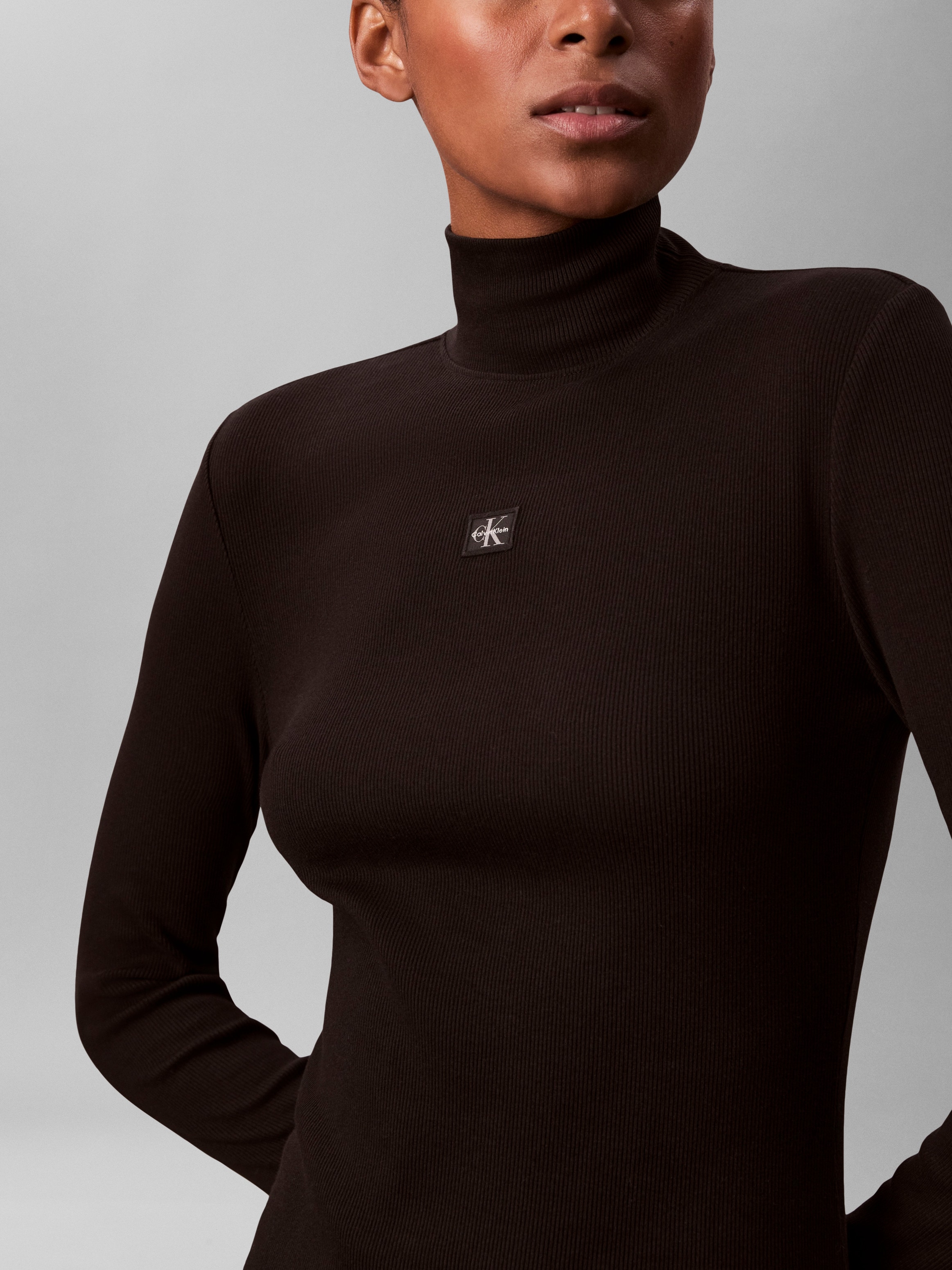 Calvin Klein Jeans Mini-robe Sans poche Figurbetonte Passform mit Stehkragen