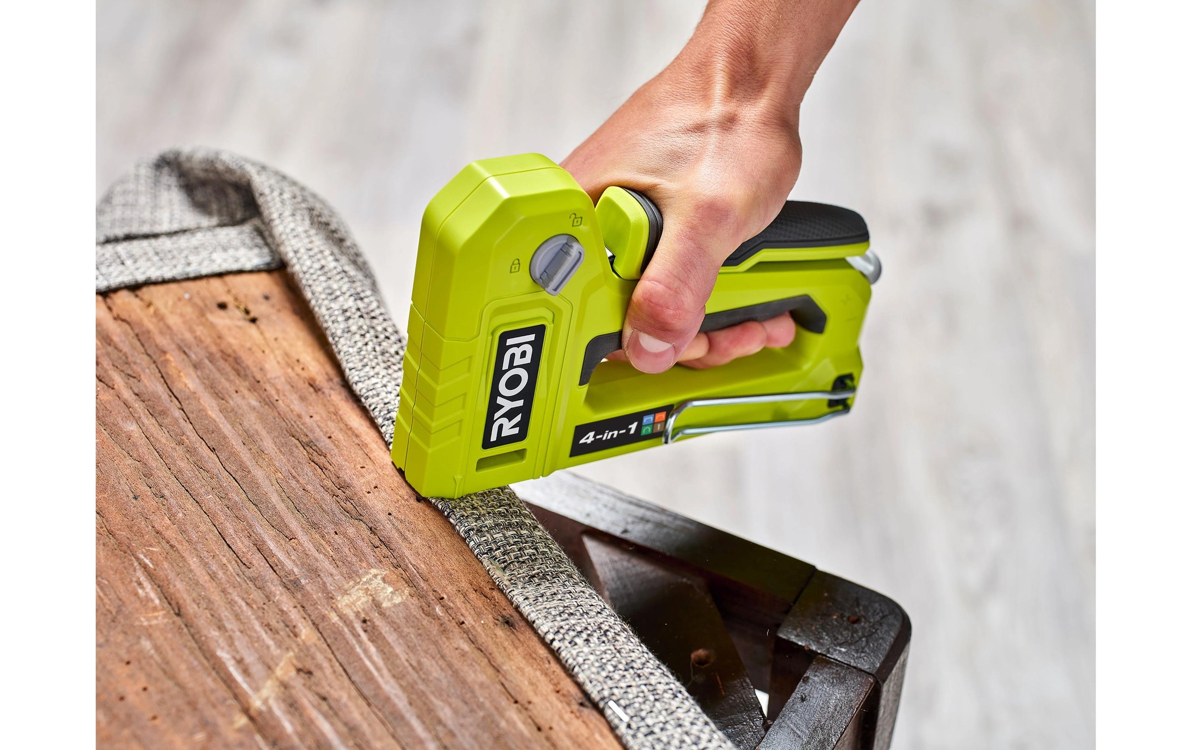 RYOBI Agrafeuse manuelle »RHFST4IN1« ielseitiger 4-in-1 Hefter für präzise Befestigungsarbeiten