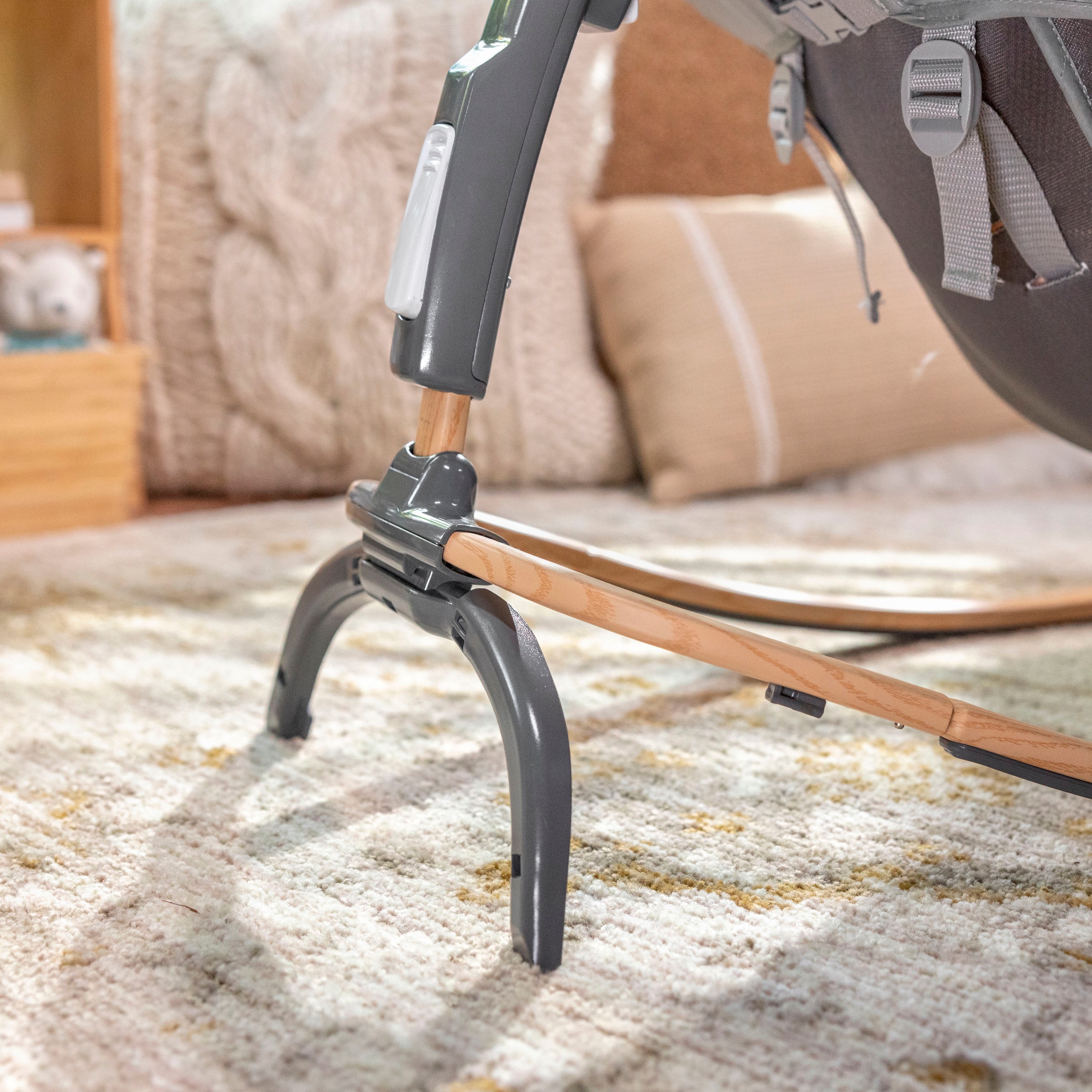 ingenuity Babywippe »Every Season™ Rocking Seat - Wesley™« bis 18,14 kg mit Melodien und Geräuschen