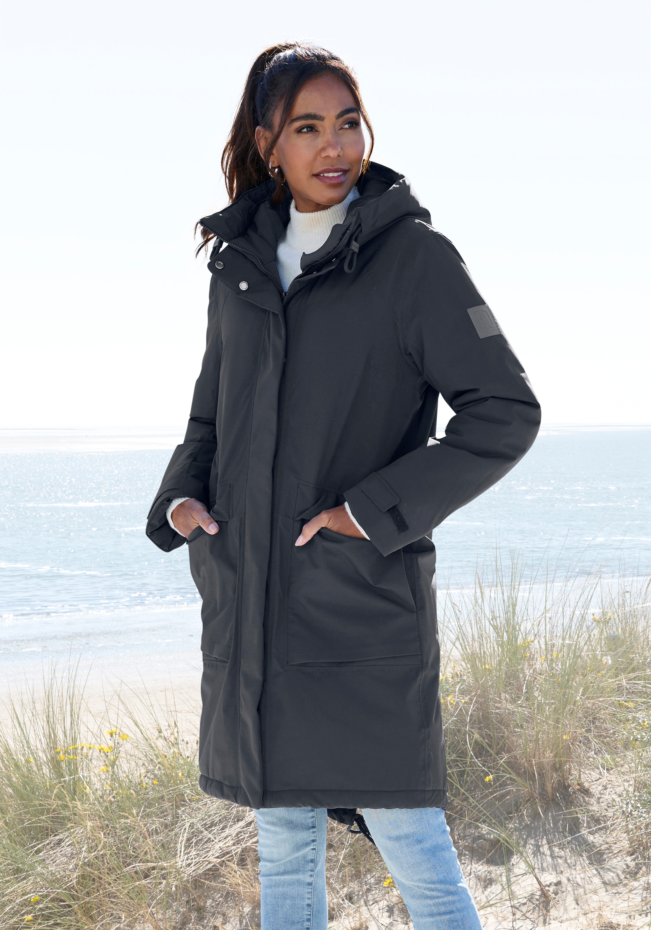 Elbsand Winterjacke mit Kapuze mit verstellbarer Kapuze und aufgesetzten Taschen