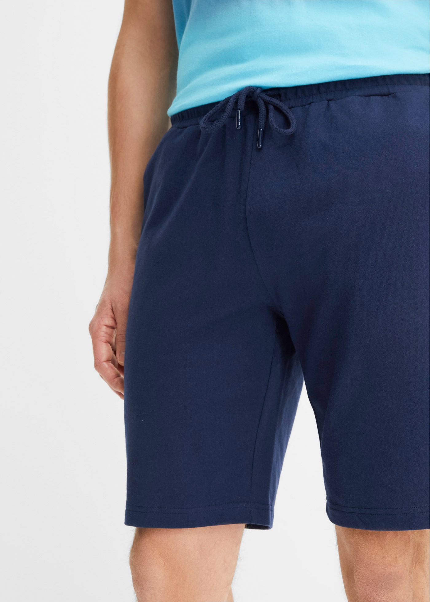 bonprix T-shirt »T-Shirt und Sweat-Bermuda (2-tlg.Set) aus reiner Baumwolle« Set, 2, 2 cuis regular fit, Kurzarm, zweiteiliges Set mit Sweat-Bermuda