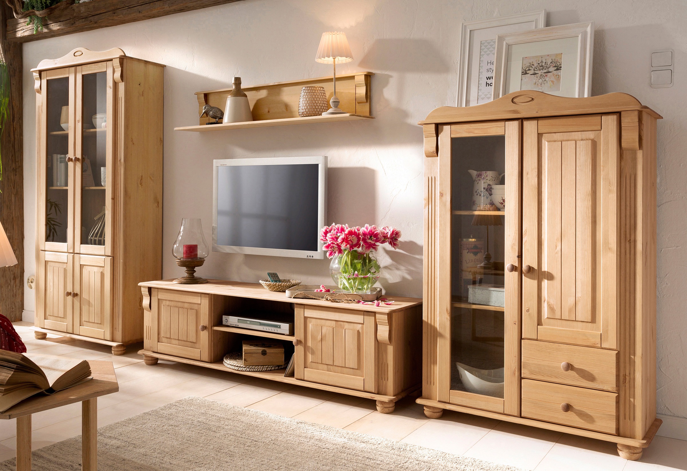 Home affaire Highboard »Adele« Stauraumschrank, 2-türig, Höhe 135 cm, aus massiver Kiefer, FSC®