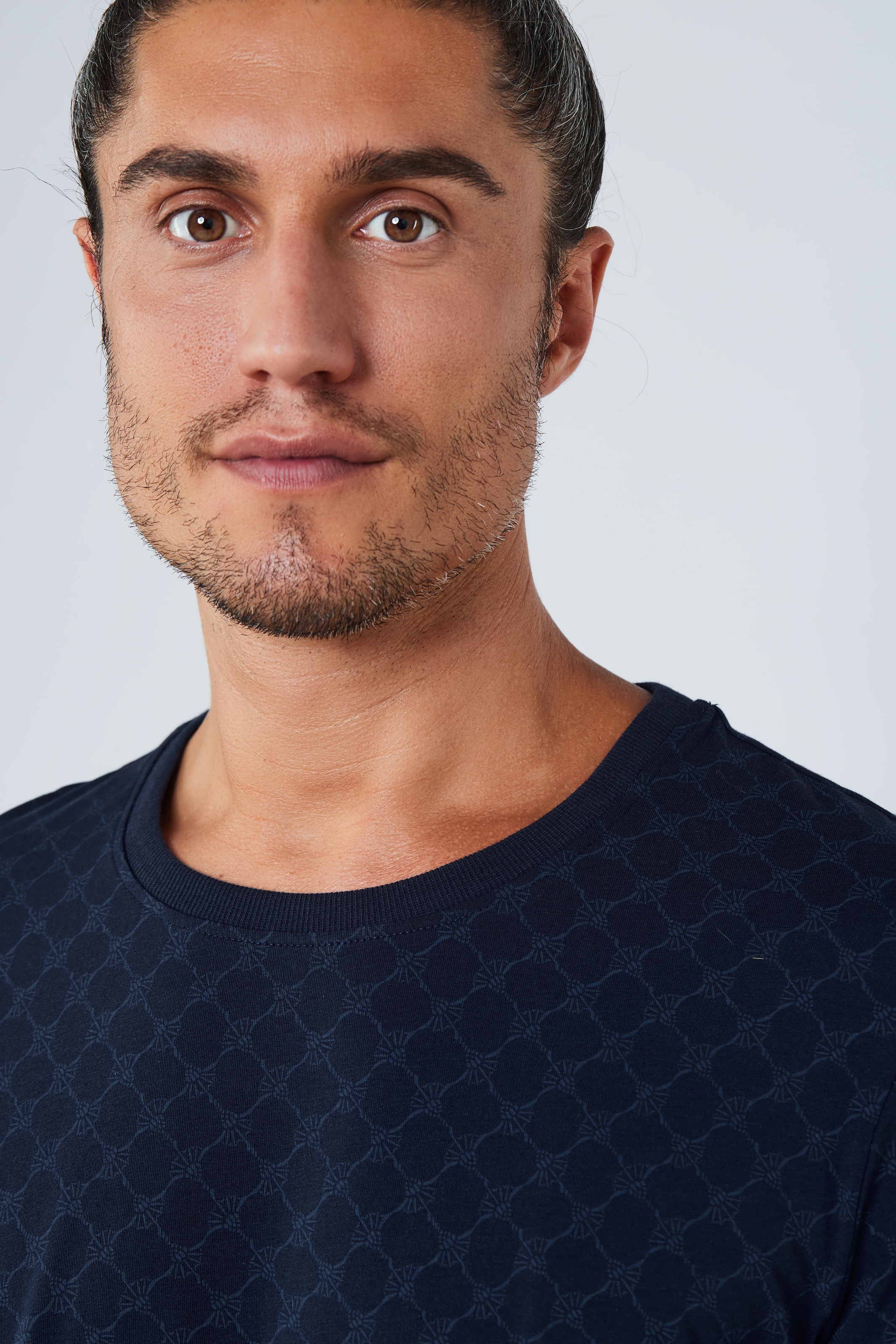 JOOP! T-Shirt »Leisure«, mit Cornflower-Alloverprint, Regular Fit, kurzärmelig
