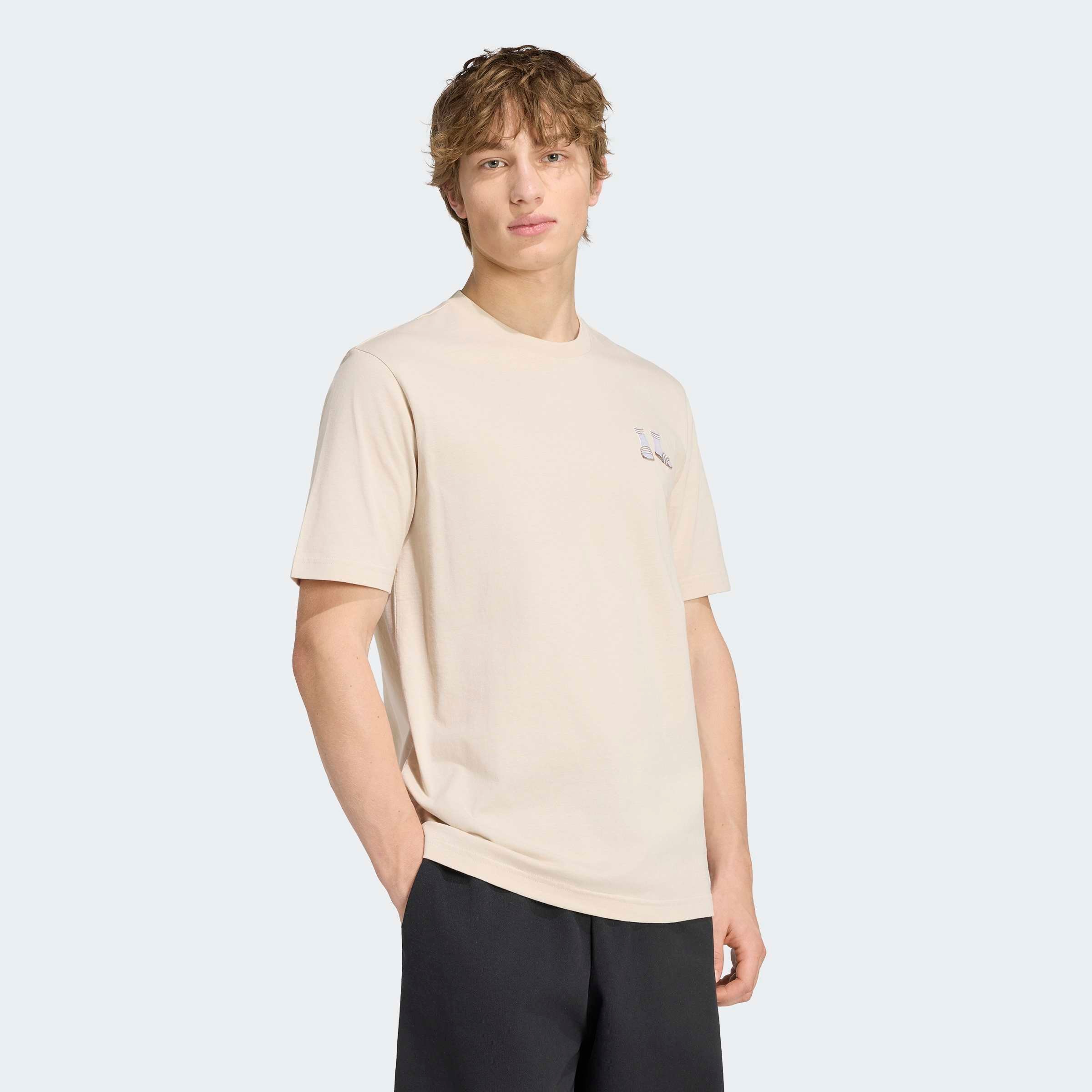 adidas Sportswear T-shirt »M EMB SLIDES T« mit Rundhalsausschnitt, ohne Verschluss, sportlicher Stil