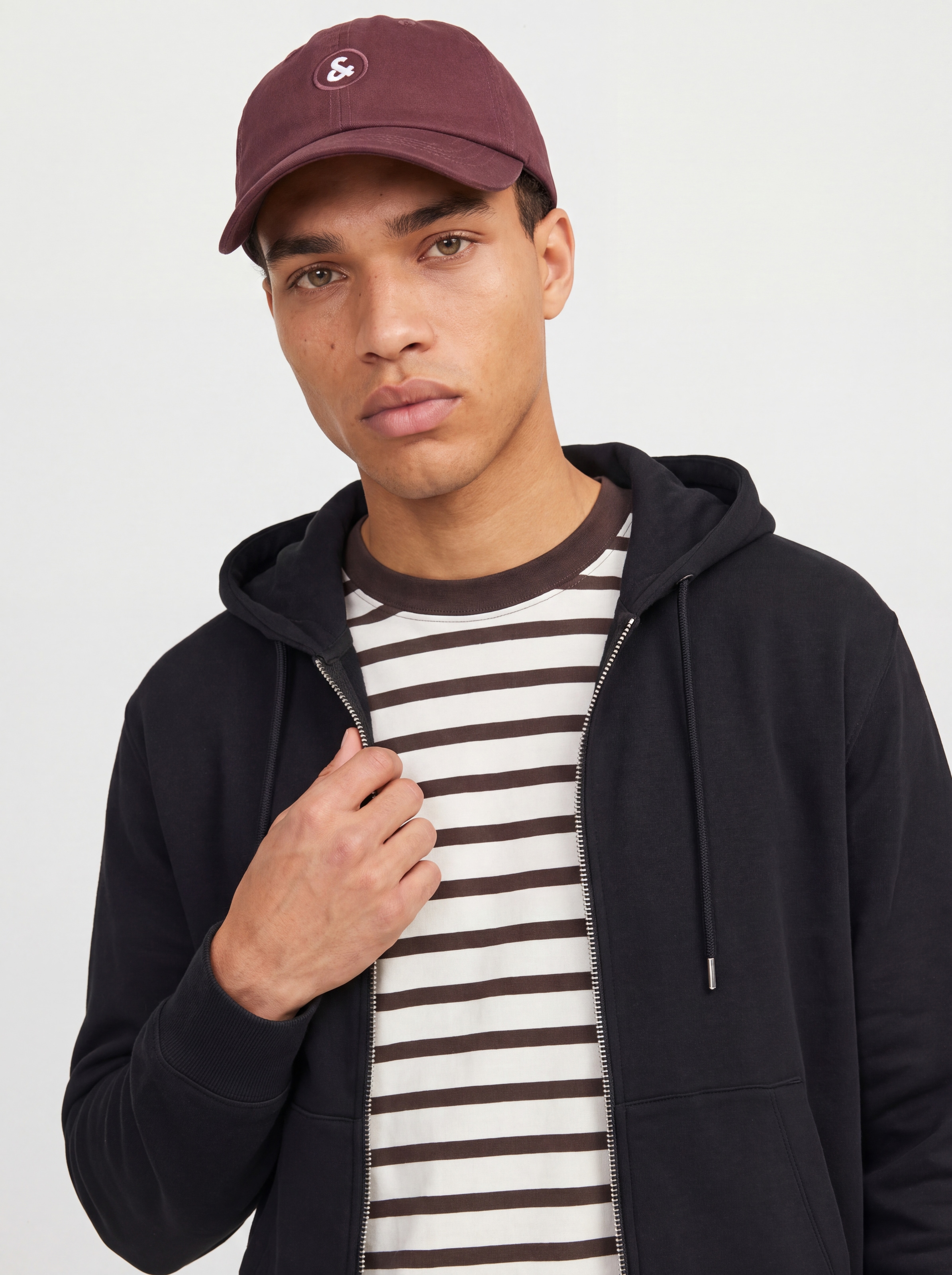 Jack & Jones Sweat à capuche »JJEACE SWEAT ZIP HOOD NOOS« mélange coton, coupe décontractée