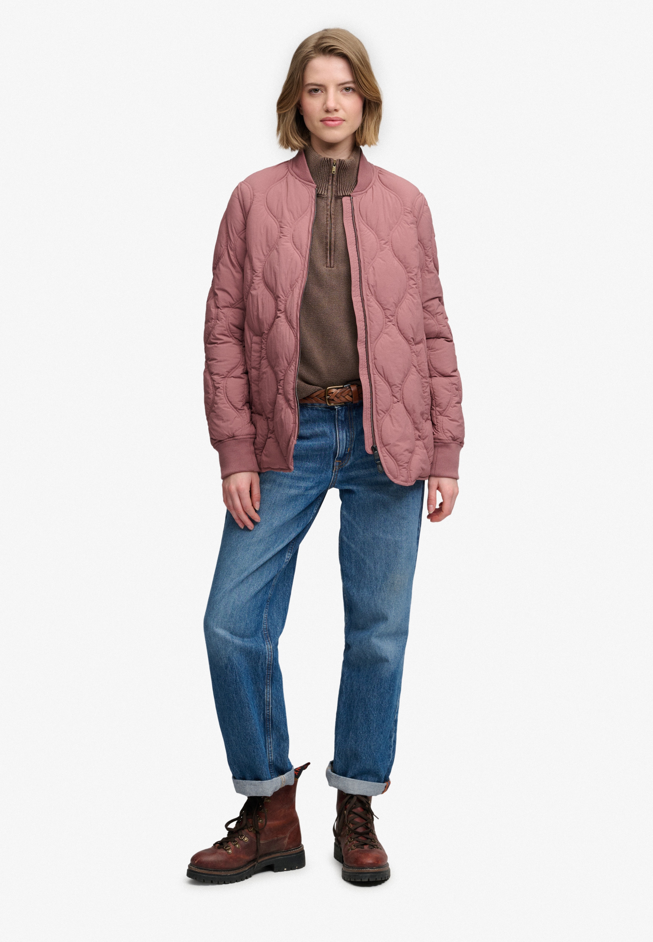 Superdry Veste matelassée »SHORT ONION QUILT LINER JKT« avec fermeture éclair, en nylon, coupe décontractée, aspect uni