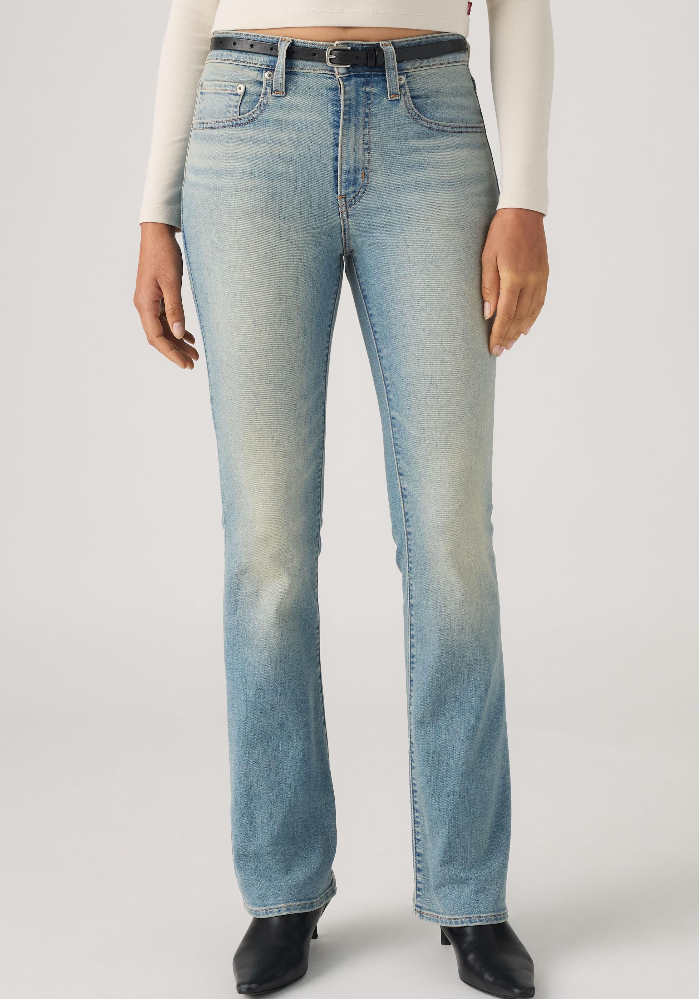 Levi's® Bootcut-Jeans »725 HIGH RISE BOOTCUT«