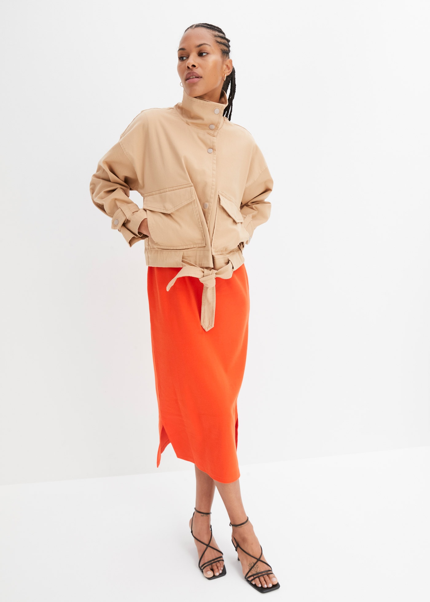 bonprix Robe en jersey aus Rippjersey, mit rundem geripptem Halsausschnitt, ohne Ärmel