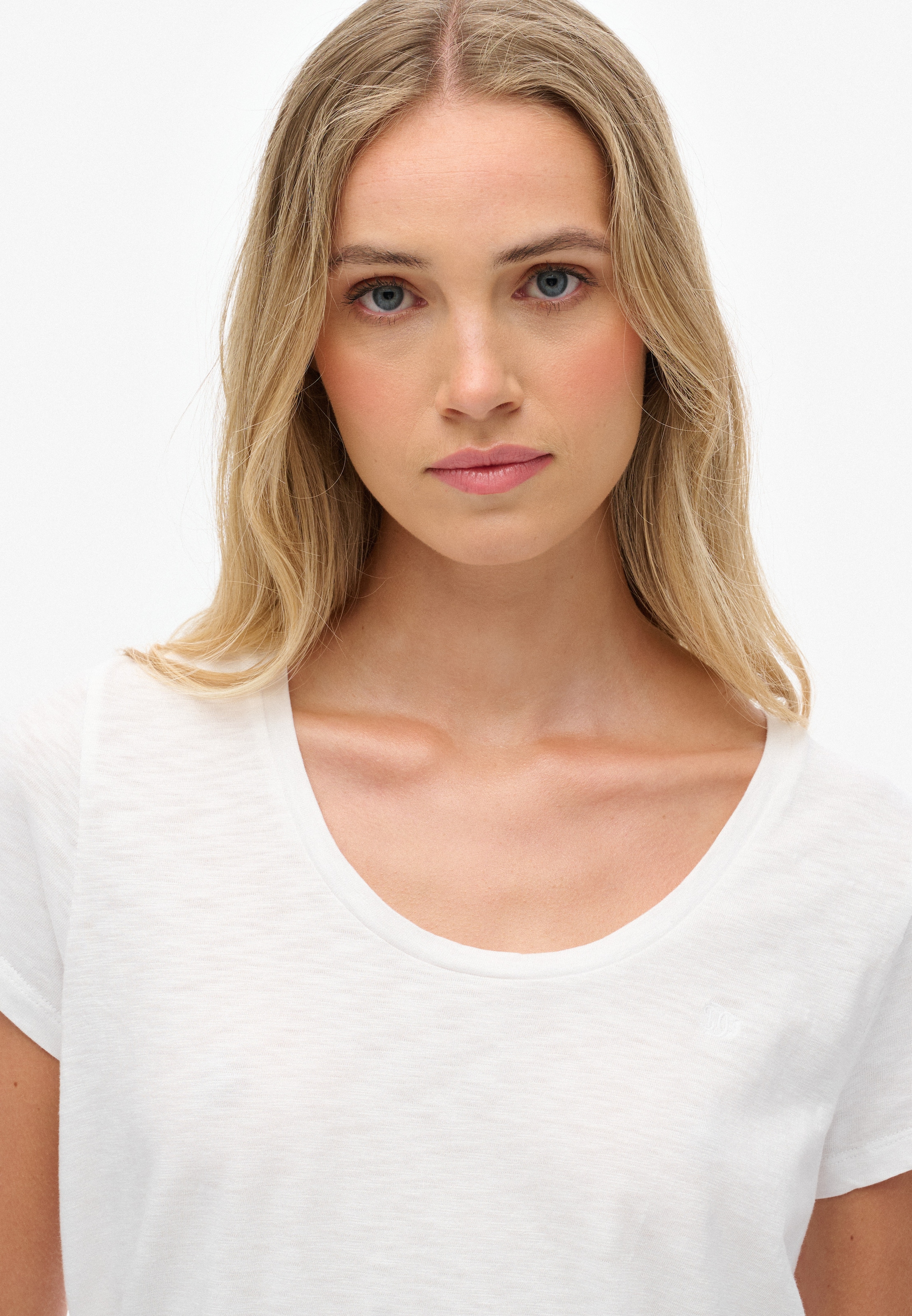 Superdry T-shirt »STUDIOS SCOOP NECK TEE«