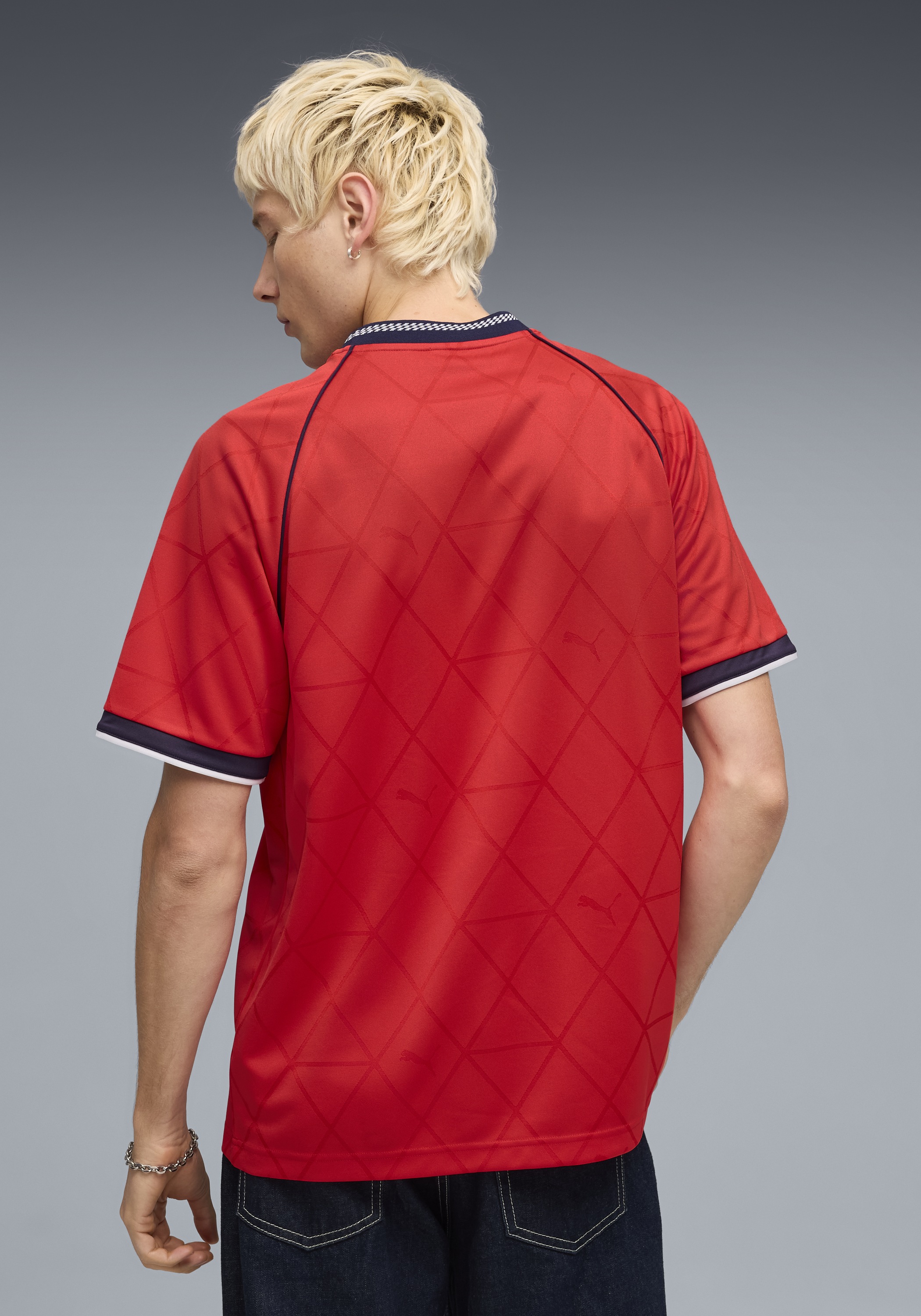 PUMA T-Shirt »SPORT PINNACLE FOOTBALL JERSEY« atmungsaktives Material, mit DryCELL-Technologie