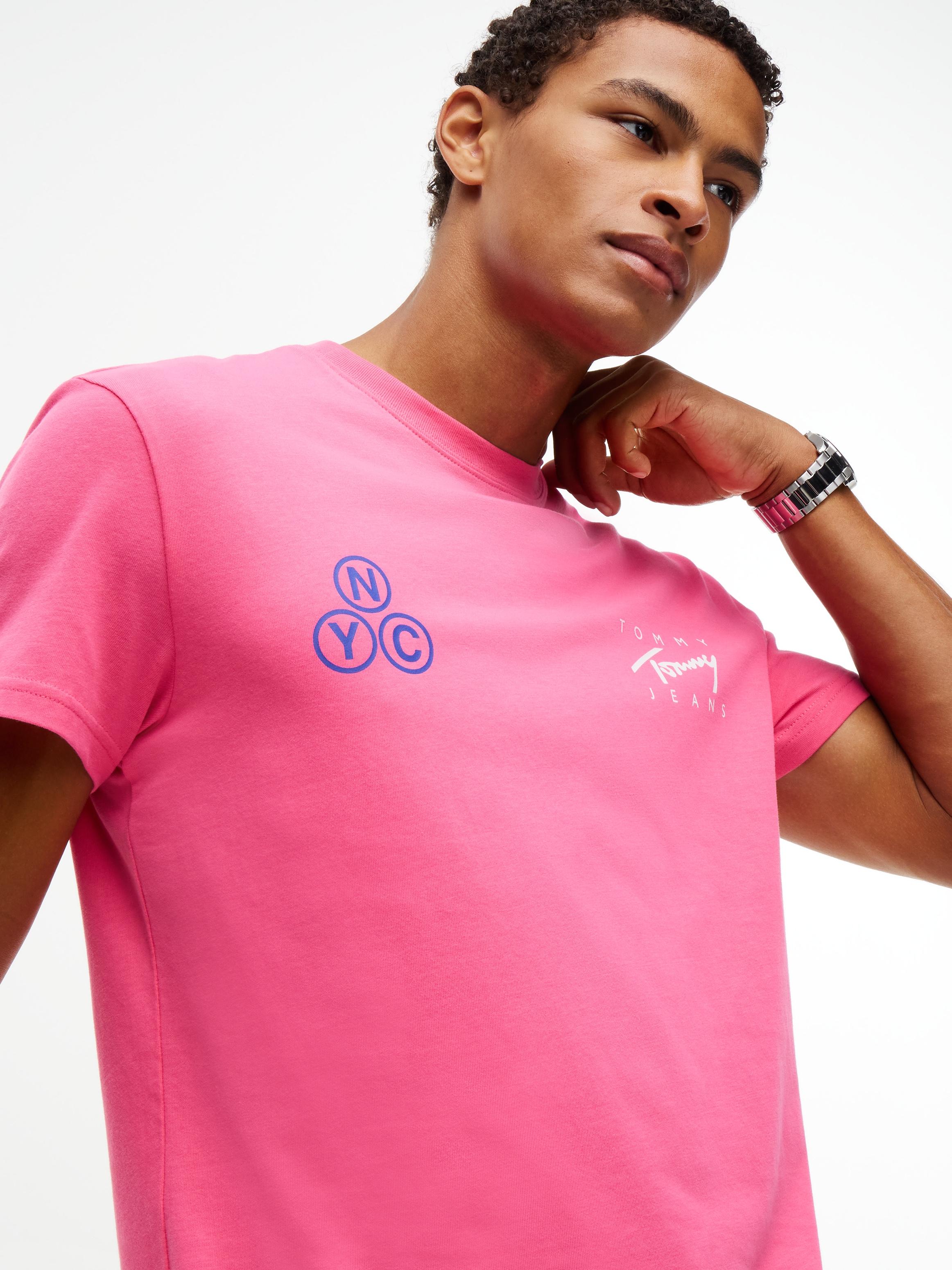 Tommy Jeans T-shirt »REGULAR SIGNATURE PLAY TEE« Coupe régulière avec imprimé