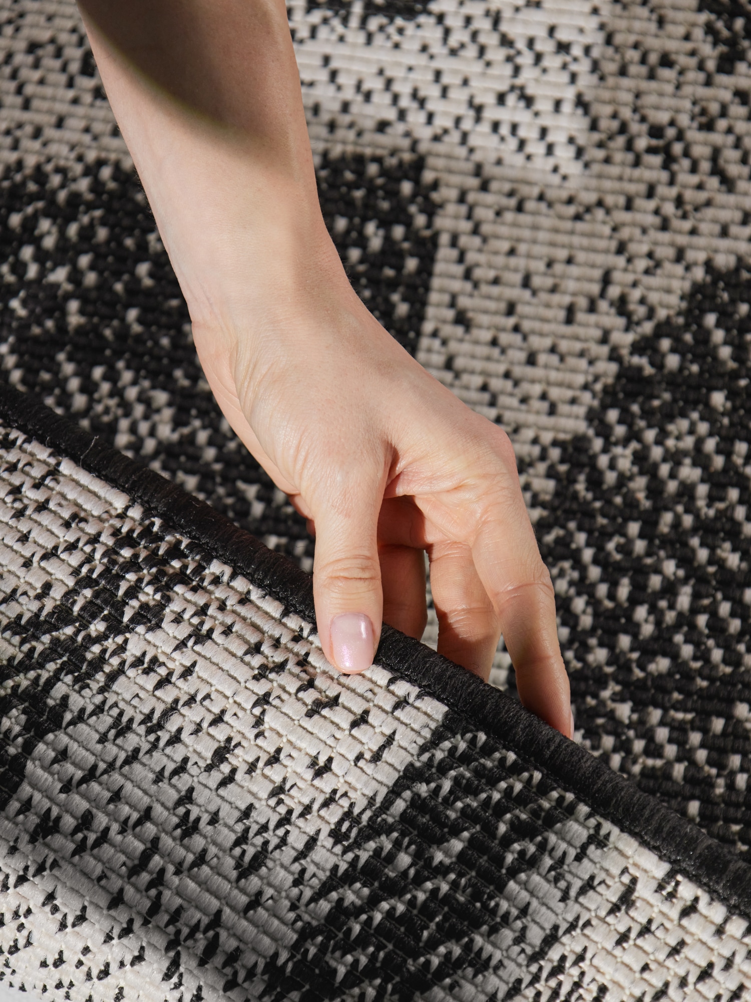 Ted Baker Tapis »Ruskin , Wendeteppich« Rectangulaire 8 mm Höhe Designteppich, Wetterfest, Pflegeleicht, Modern, Wohnzimmer, Terrasse