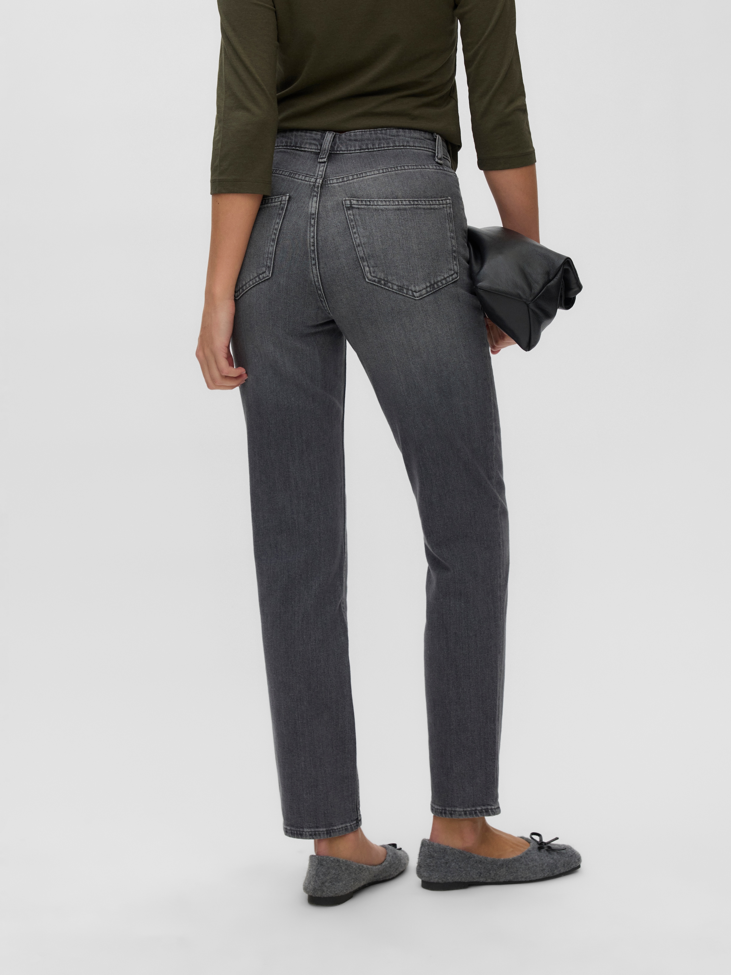 Vero Moda Jeans mom »VMNICKIE HR MOM JEANS BLACK MIX NOOS« Mélange de coton, taille haute, coupe ample