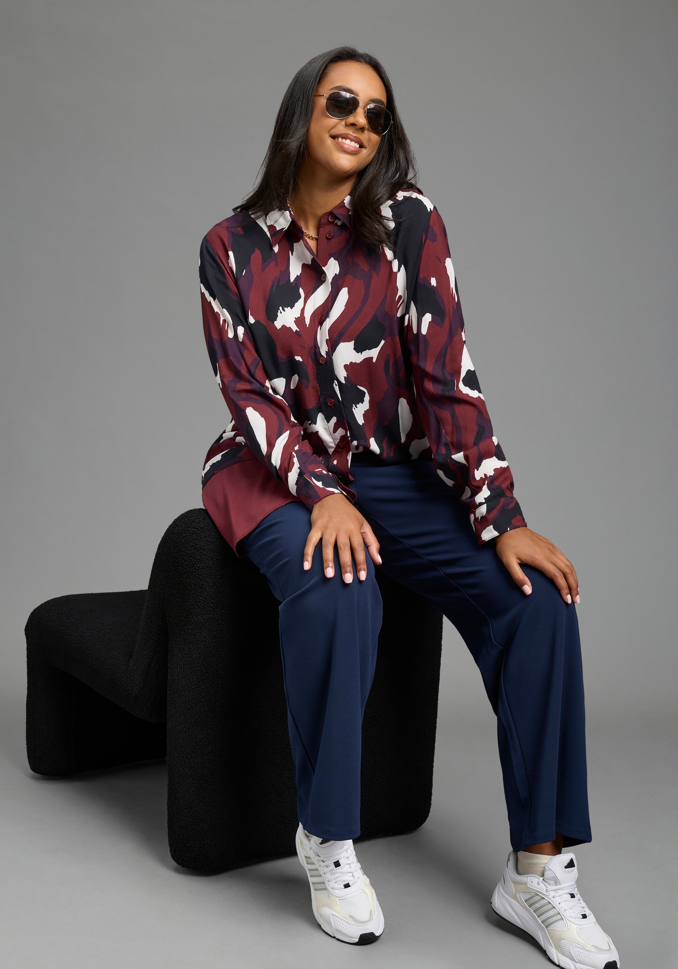 Laura Scott CURVE Longbluse »Grosse Grössen« Langarm, aus Viskose, figurumspielende Passform