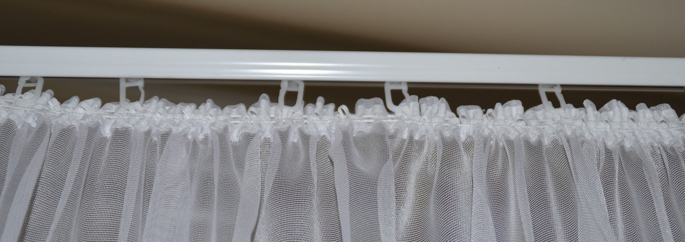 Stickereien Plauen Gardine »Rebe« Kräuselband 1 Stk. tlg.