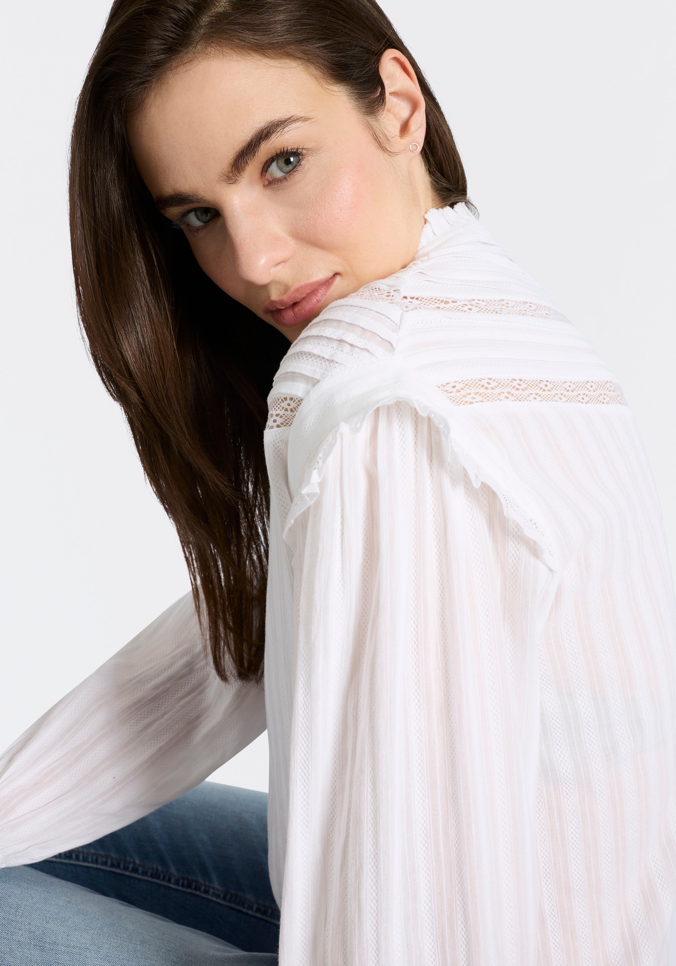 BOSS ORANGE Blouse à enfiler »Bancet Premium Damenmode« mit Stehkragen & Spitze