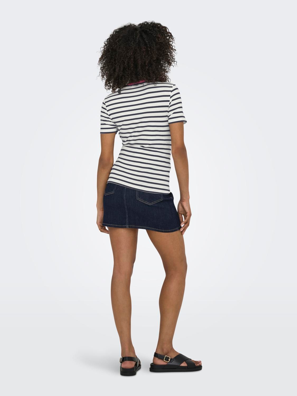 ONLY T-shirt à manches courtes »ONLHEART LIFE S/S TEE JRS NOOS«