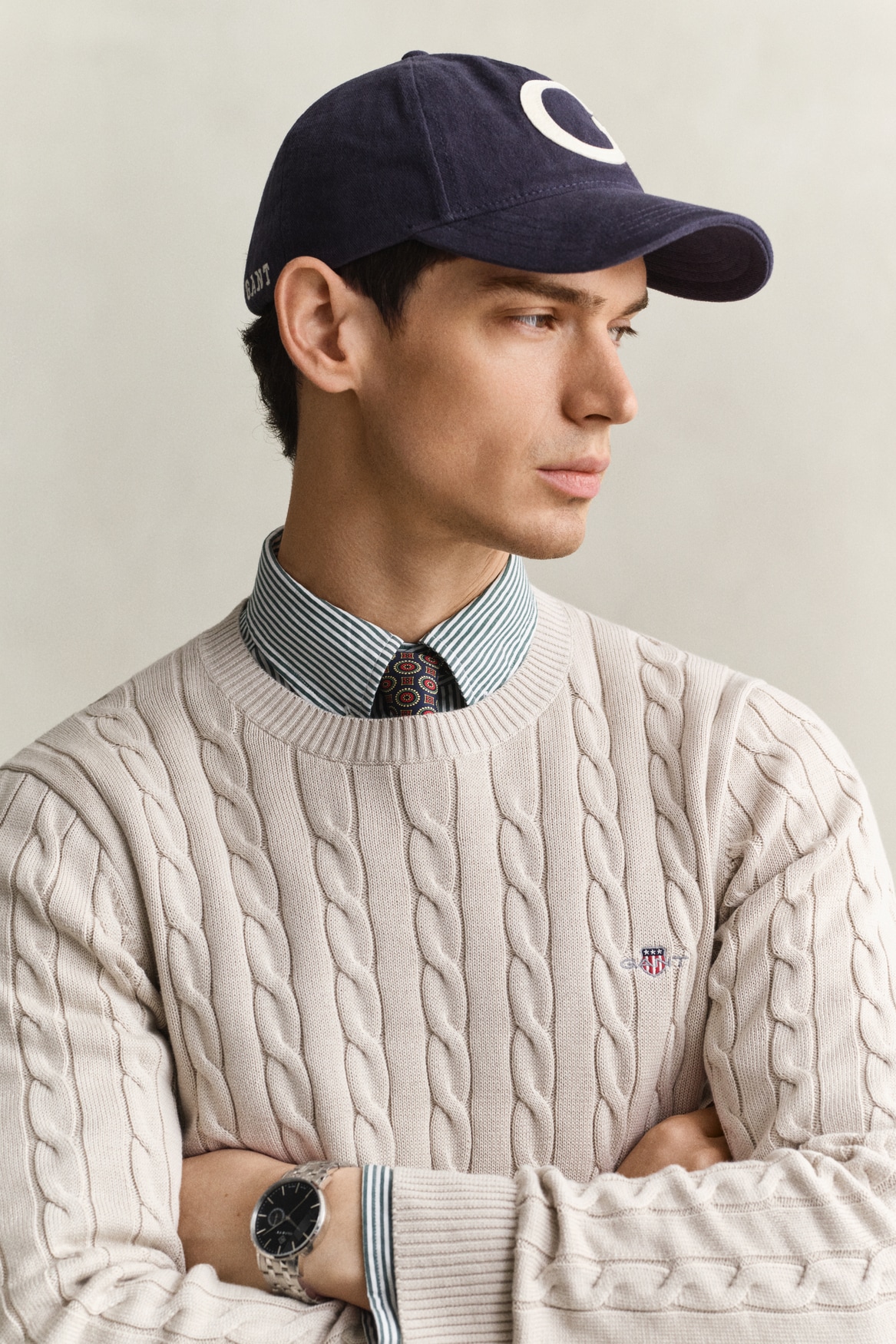 Gant Pull en tricot »COTTON CABLE C-NECK« avec broderie logo blason sur la poitrine