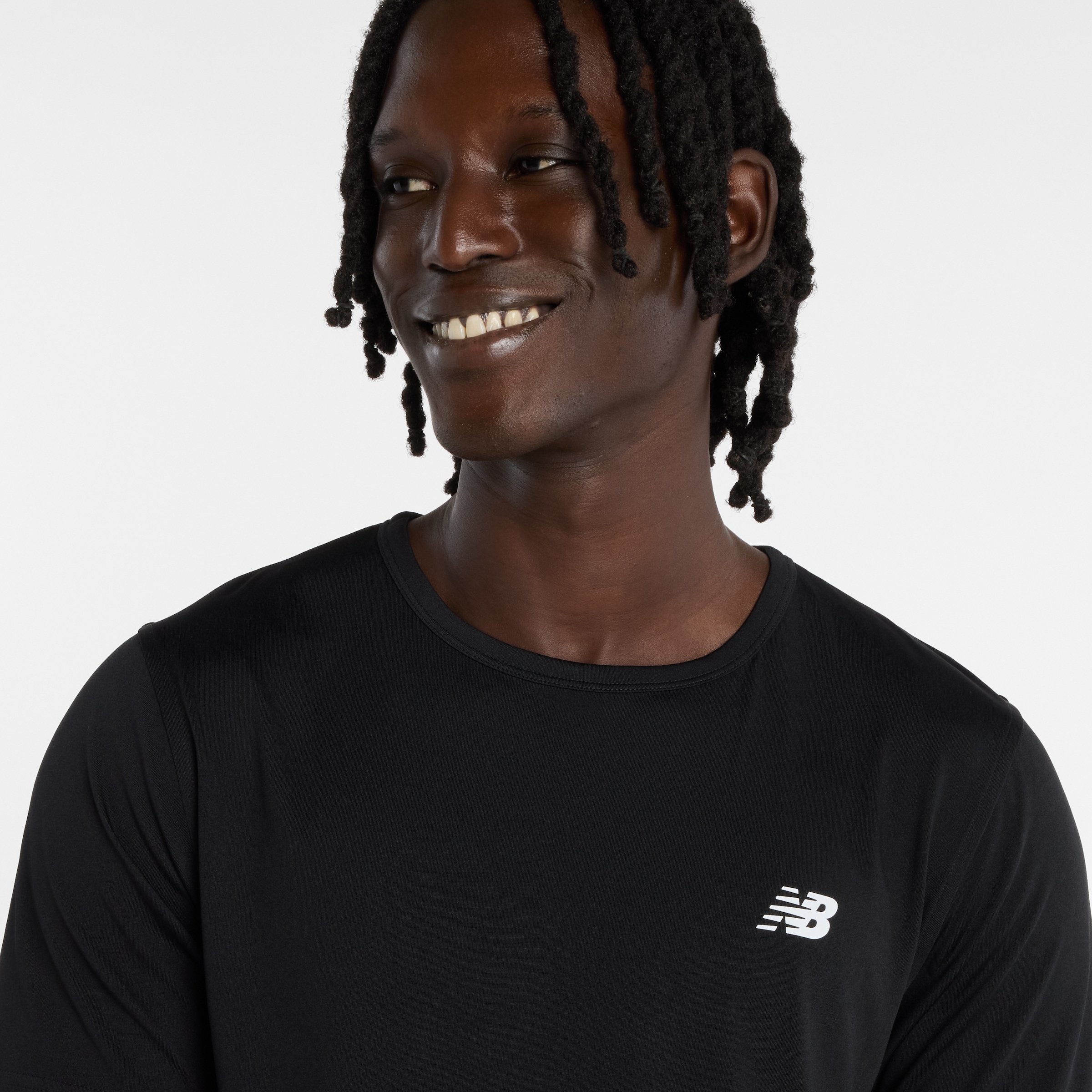 New Balance Trainingsshirt »SPORT ESSENTIALS UTILITY T-SHIRT« atmungsaktiv, schnell trocknend, aus Polyester