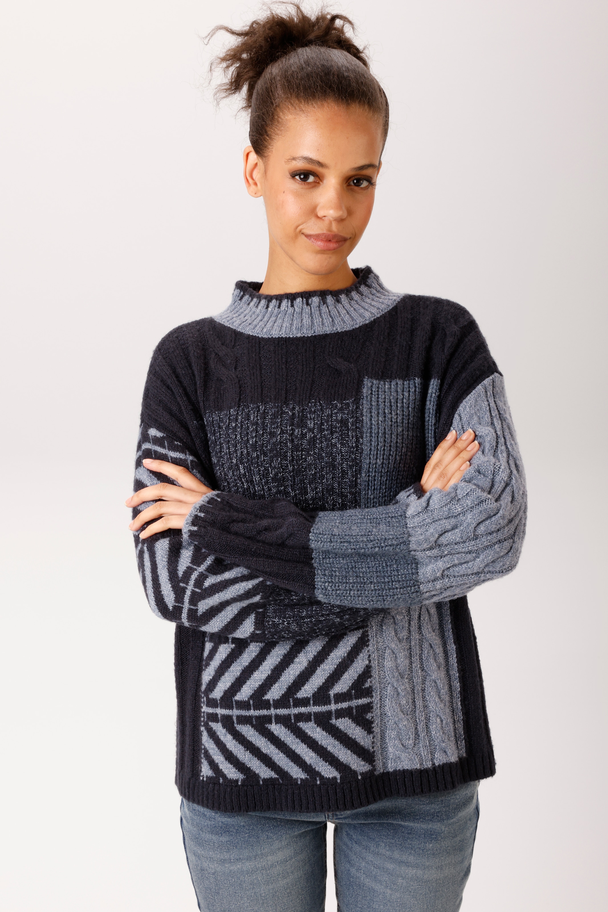 Aniston CASUAL Pull en tricot en motif patch harmonieux en couleurs