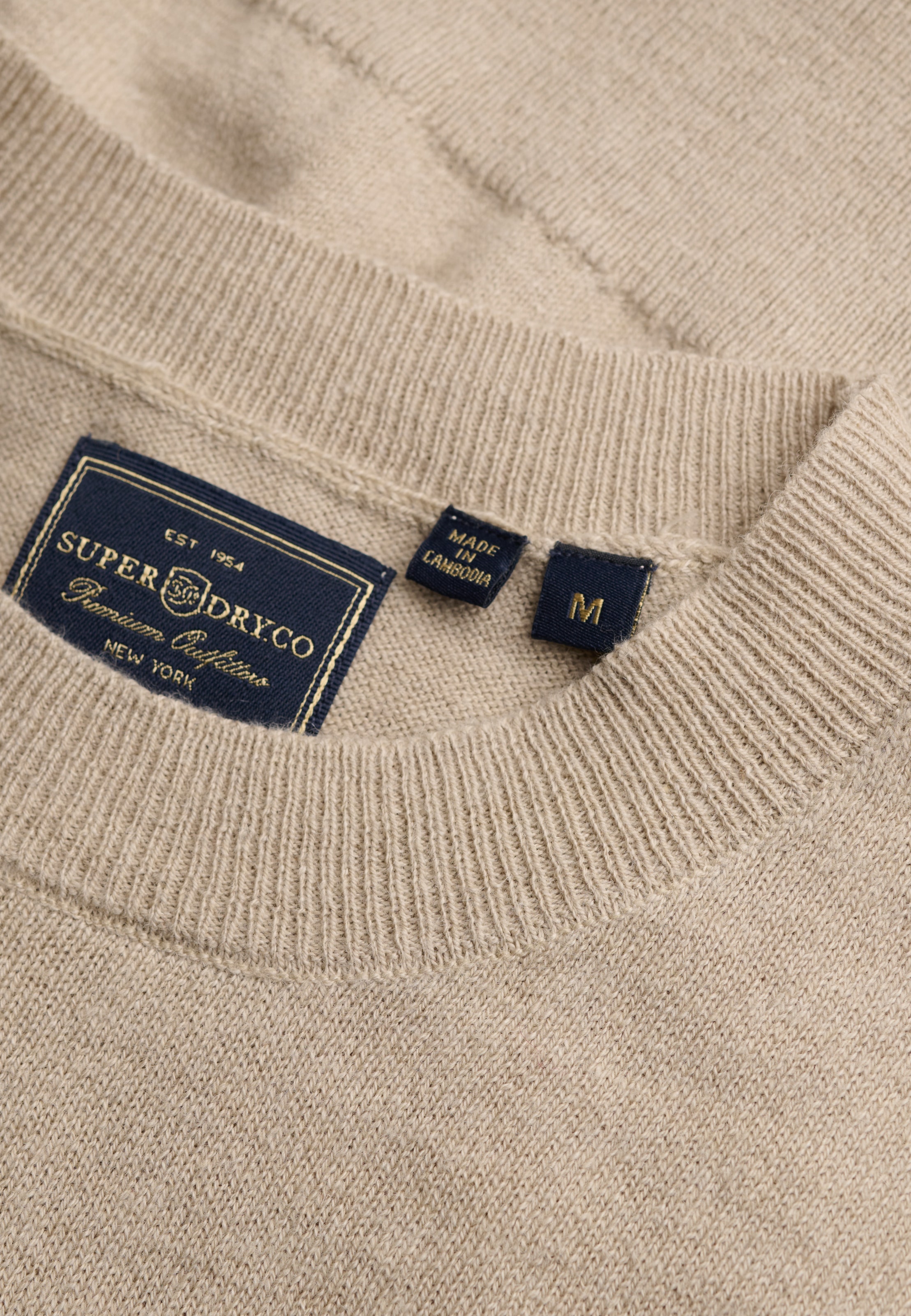 Superdry Pull à col rond »ESSENTIAL LW WOOL BLEND JUMPER« Baumwollmischung, slim fit