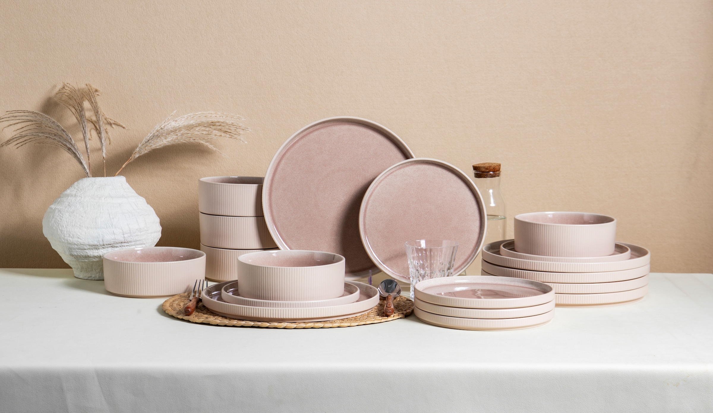 GOODproduct Geschirr-Set »Ylvii, aussen matt, innen reaktiv glasiert« Riffeloptik, spülmaschinenfest und mikrowellengeeignet