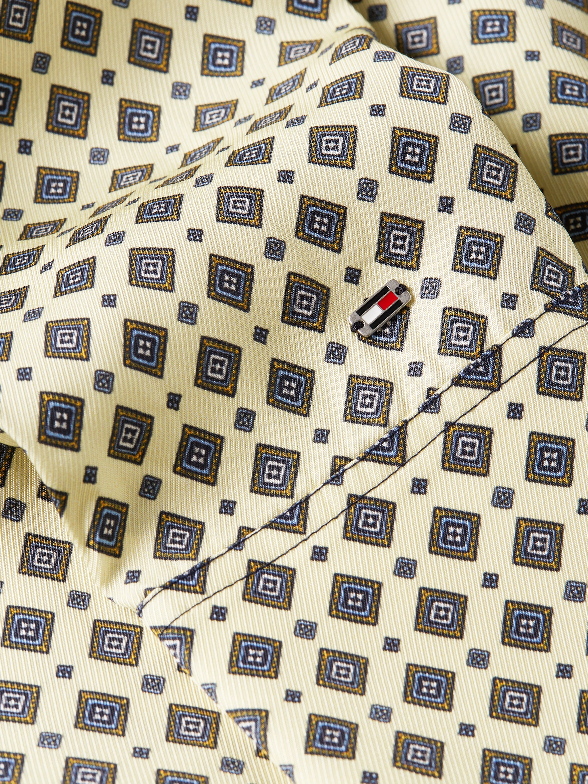 Tommy Hilfiger Robe chemisier »FOULARD DRAPED MIDI DRESS« mit Tommy Hilfiger Markenlabel