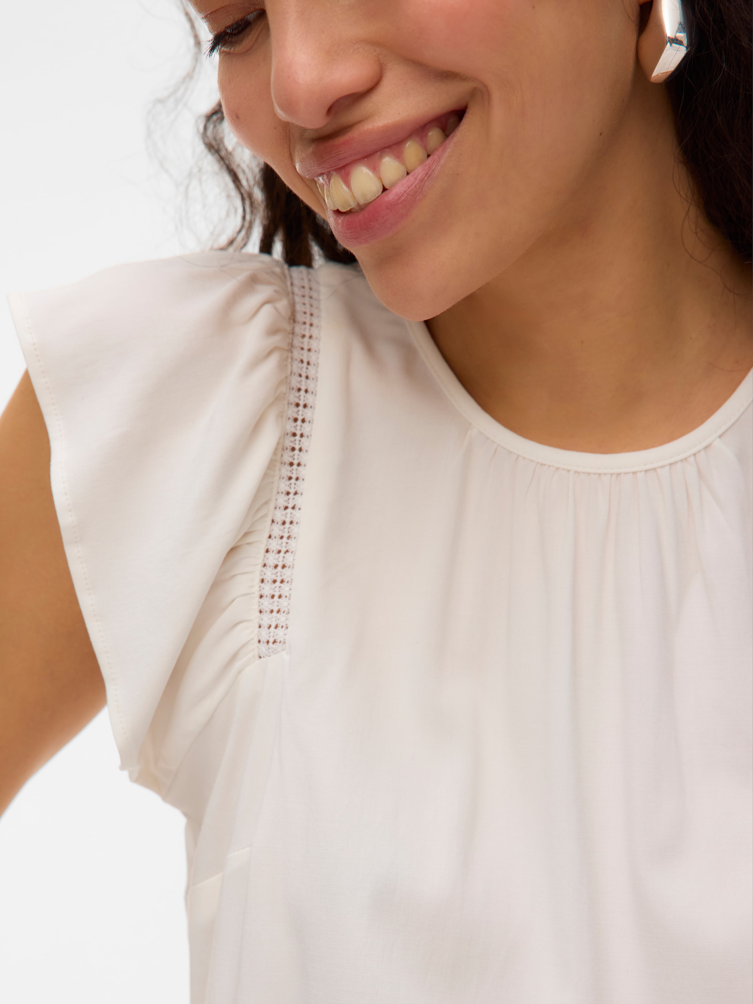 Vero Moda Kurzarmbluse »VMBELLA SS LACE TOP WVN GA NOOS«