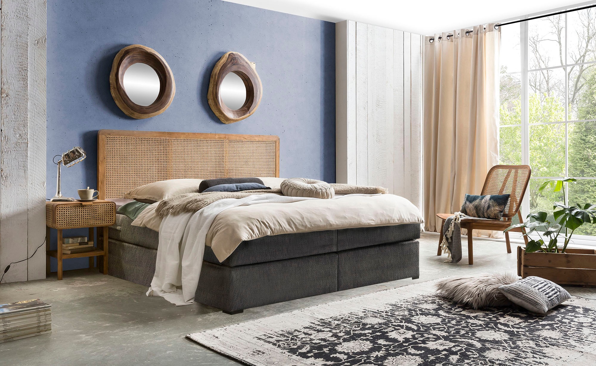 SIT Boxspringbett »180x200 cm mit Teak-Rattan-Kopfteil und Topper« Kopfteil aus Teakholz mit handgeflochtenem Rattan-Geflecht