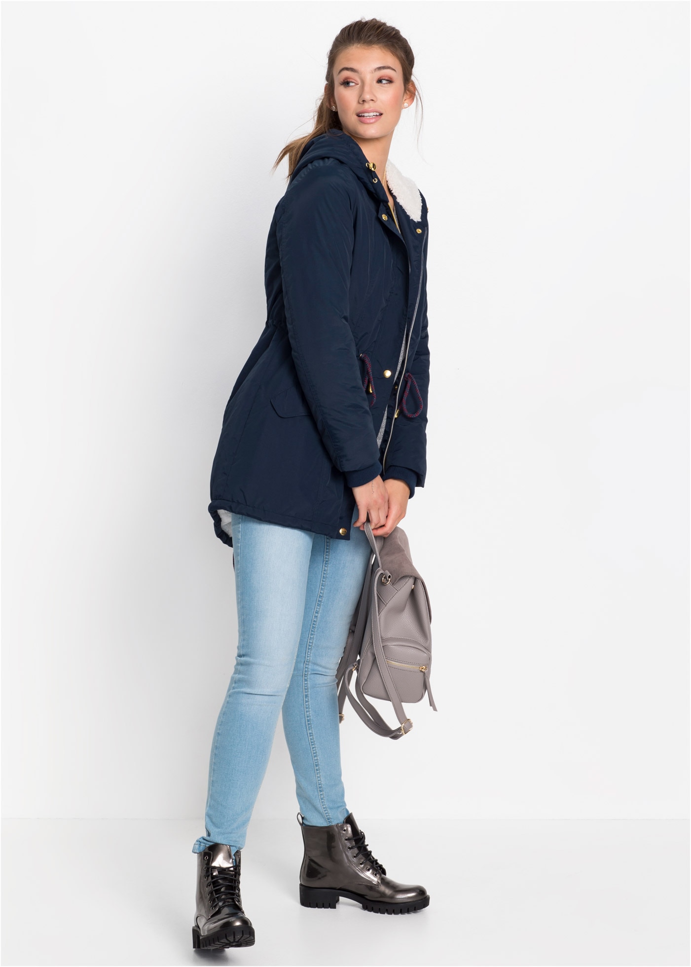 bonprix Parka avec capuche style mode, en polaire Teddy, avec capuche, coupe ample