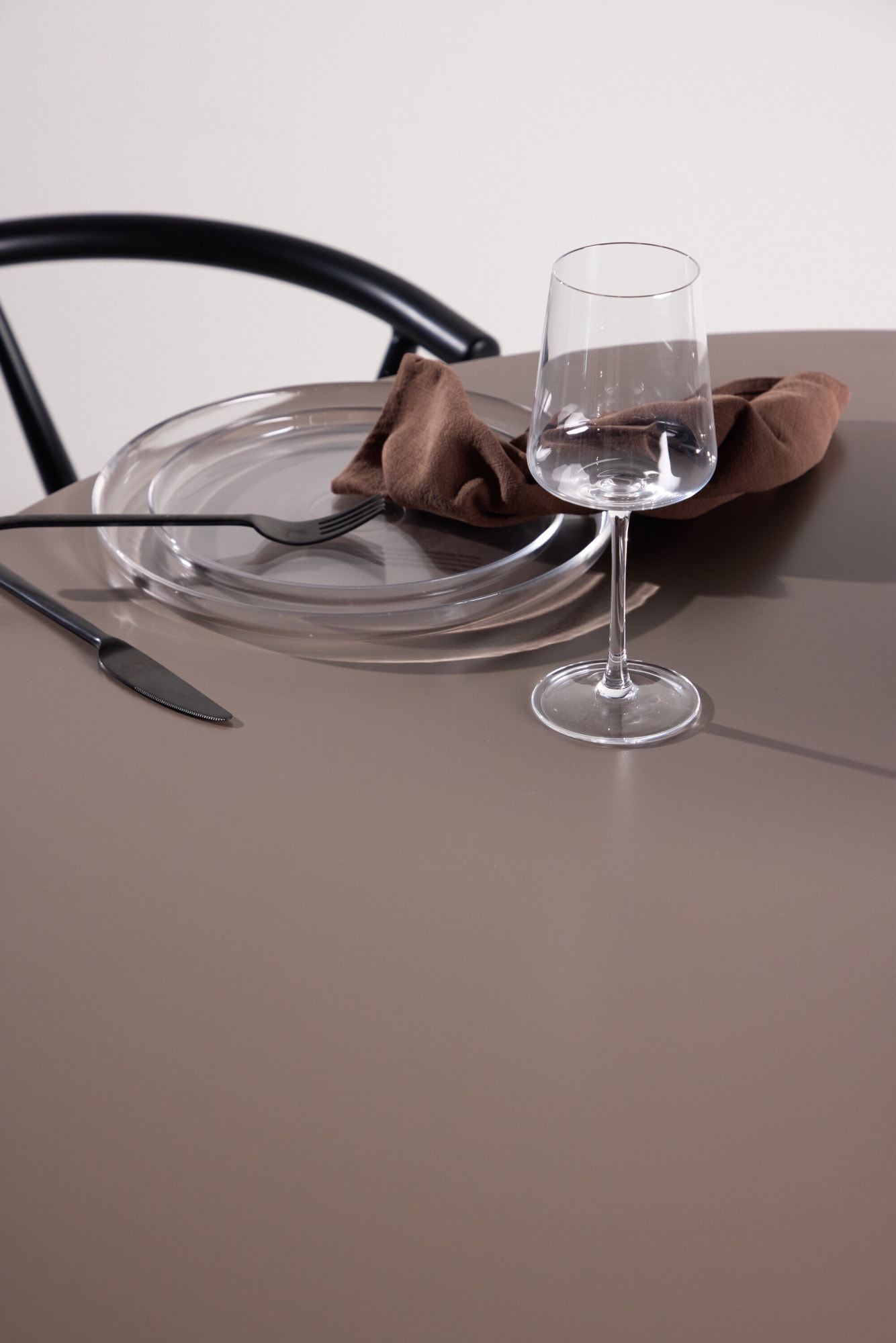 Venture Home Table de salle à manger »Olivia, runder Esstisch in warmem Dunkelbraun, Ø 110 cm« Table à manger, MDF, ronde, teinte bois foncé, moderne, élégante
