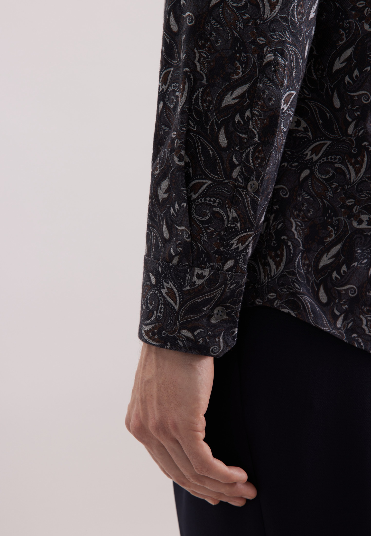 seidensticker Flanellhemd »Schwarze Rose« Regular 1/1 Kentkragen Geblümt
