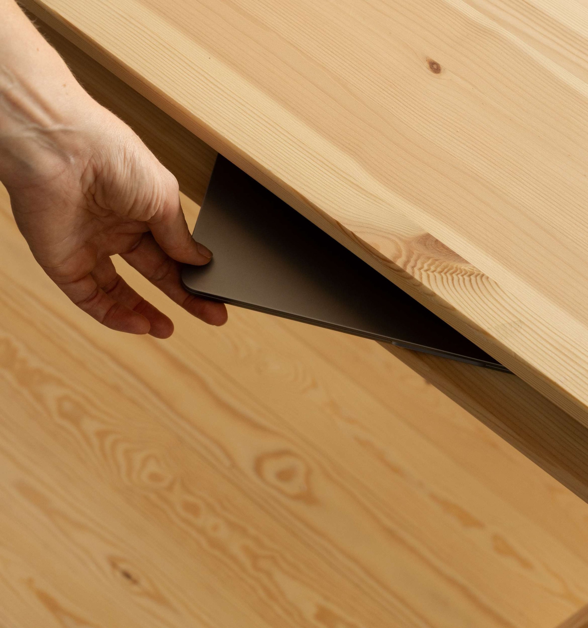 Karup Design Esstisch »Tuck Dining Table, mit Stauraum, aus FSC®-zertifiziertem Massivholz« Platzsparender Esstisch, vielseitig einsetzbar, bis zu 6 Personen