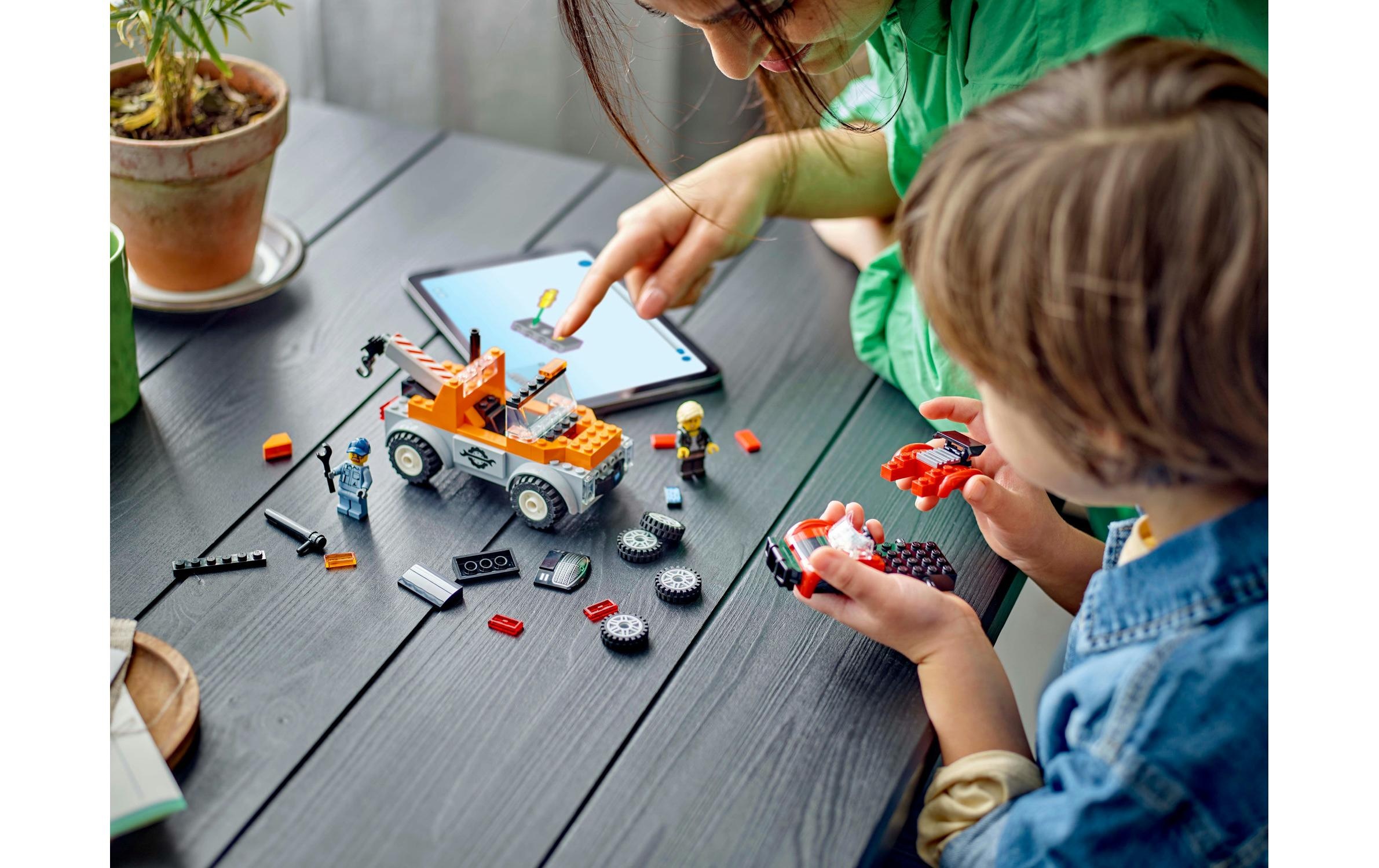 LEGO® Spielbausteine »City Abschleppwagen mit Sportauto 60435«