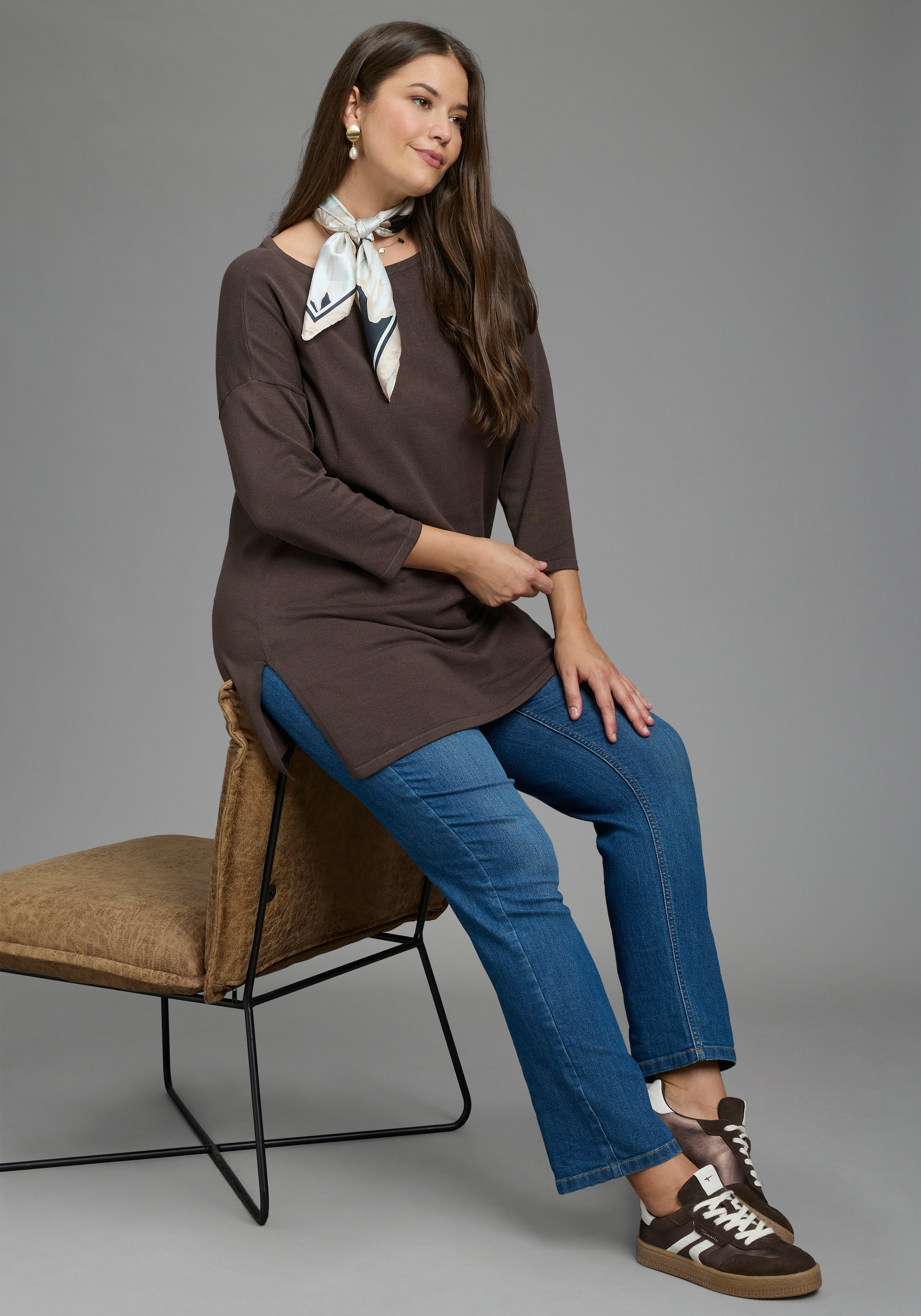 Laura Scott CURVE Pull long »Grosse Grössen« en maille fine fluide avec fente latérale
