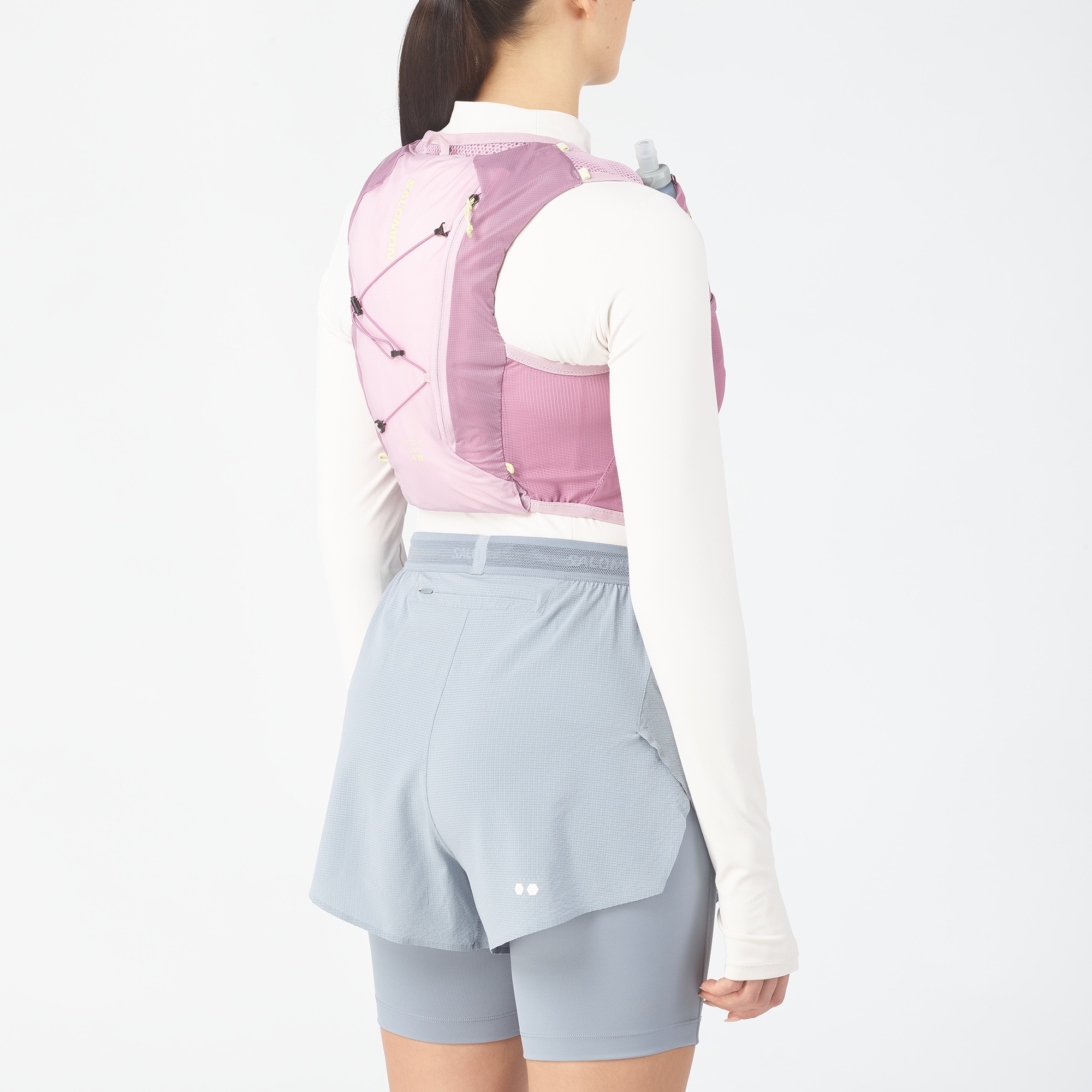 Salomon Sac à dos pour boire »ACTIVE SKIN 4« matériau léger, en polyester