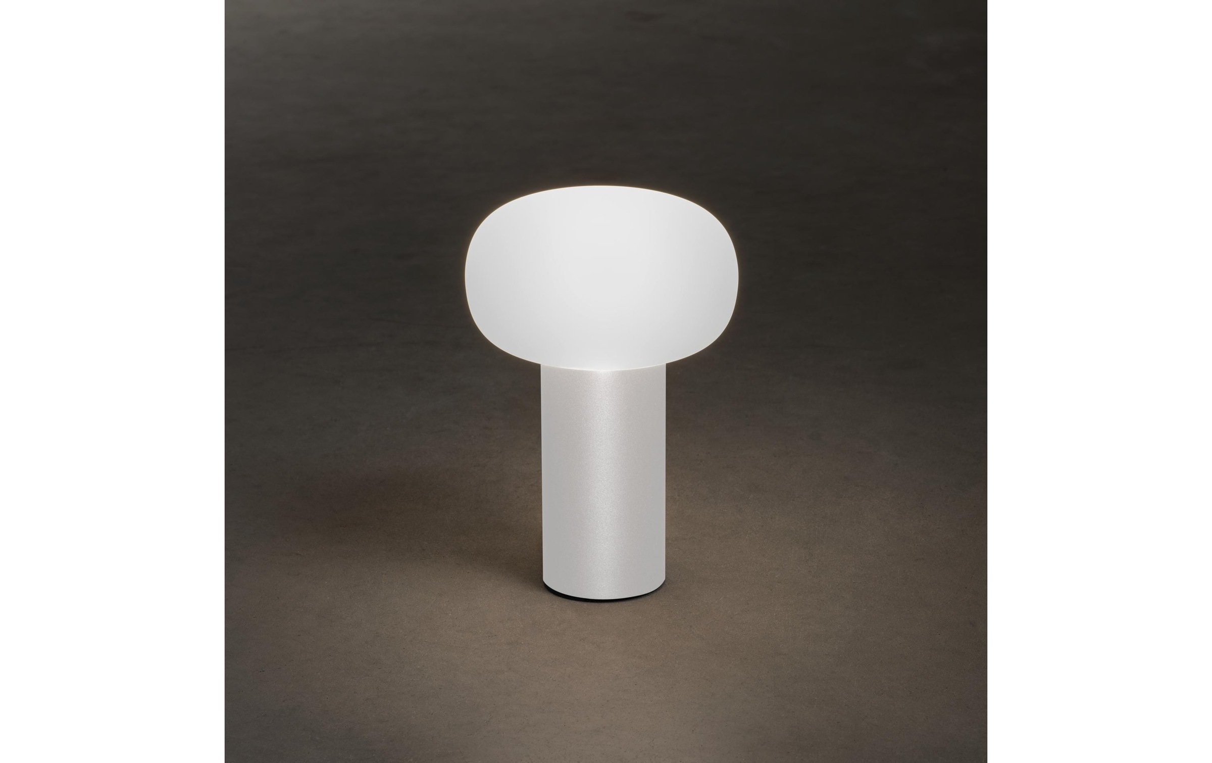 KONSTSMIDE USB-Tischleuchte »USB Antibes RGBW Weiss« dimmbar