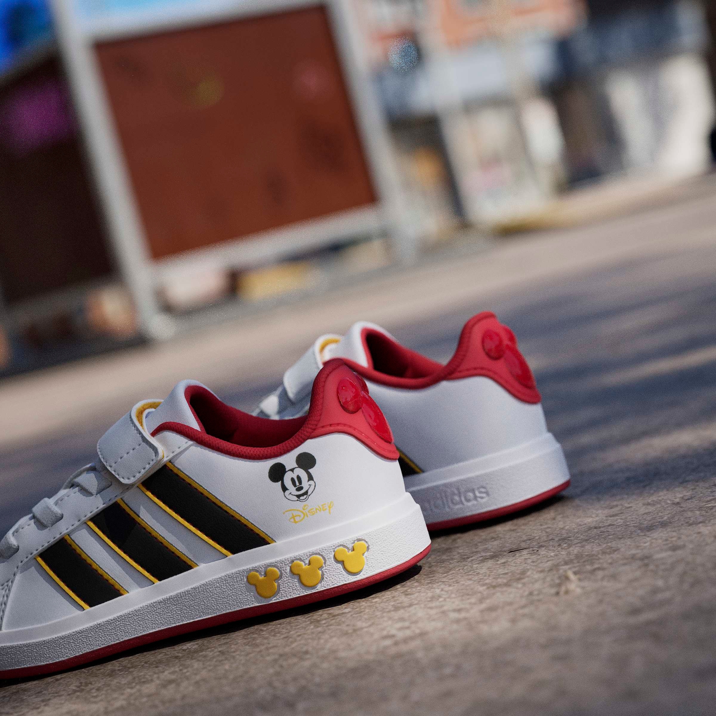 adidas Sportswear Sneakers »ADIDAS DISNEY MICKY MAUS GRAND COURT KIDS«  für Kinder & Jugendliche