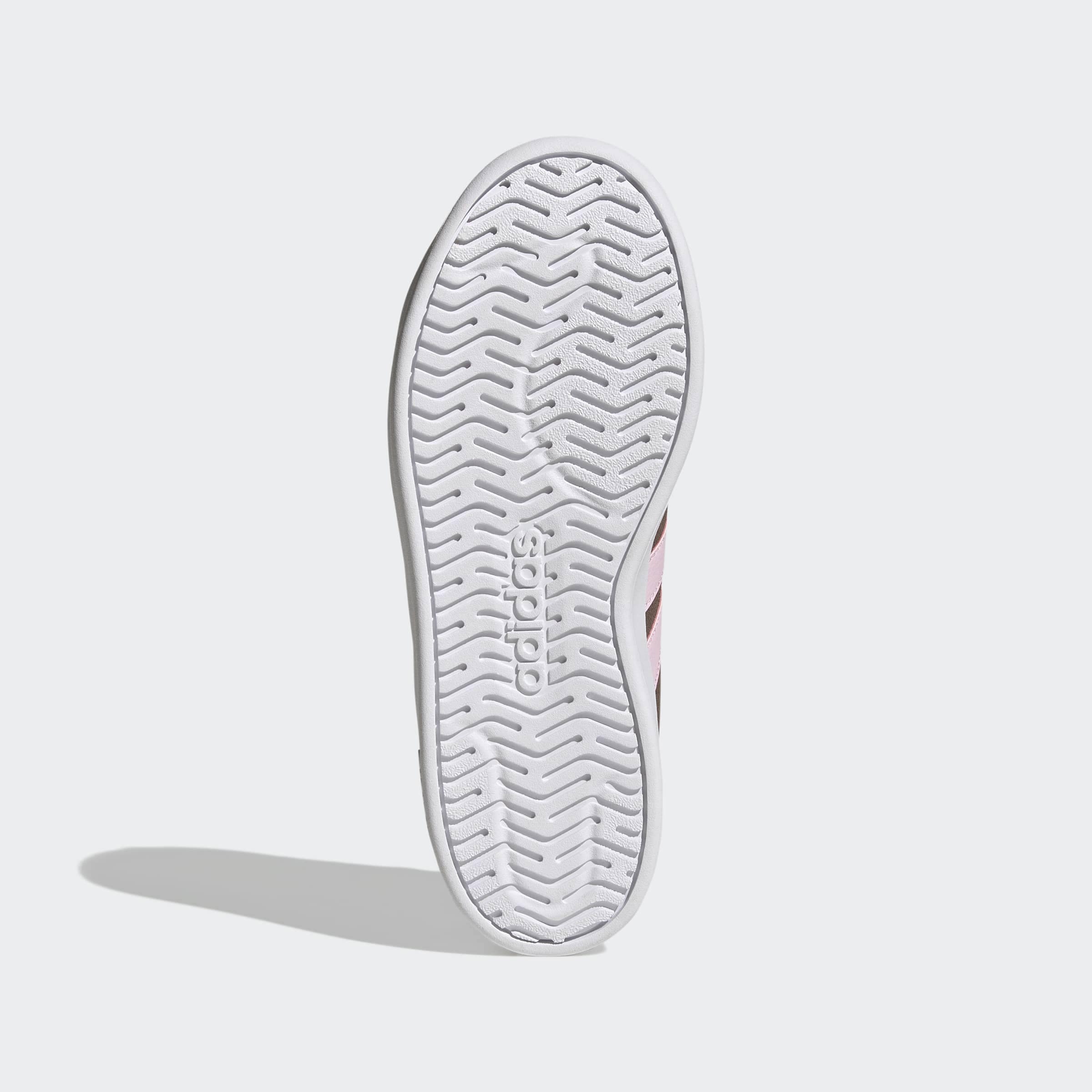adidas Sportswear Plateausneaker »STREETTALK BOLD«  inspiriert vom Design des adidas Superstar, mit Leo Print
