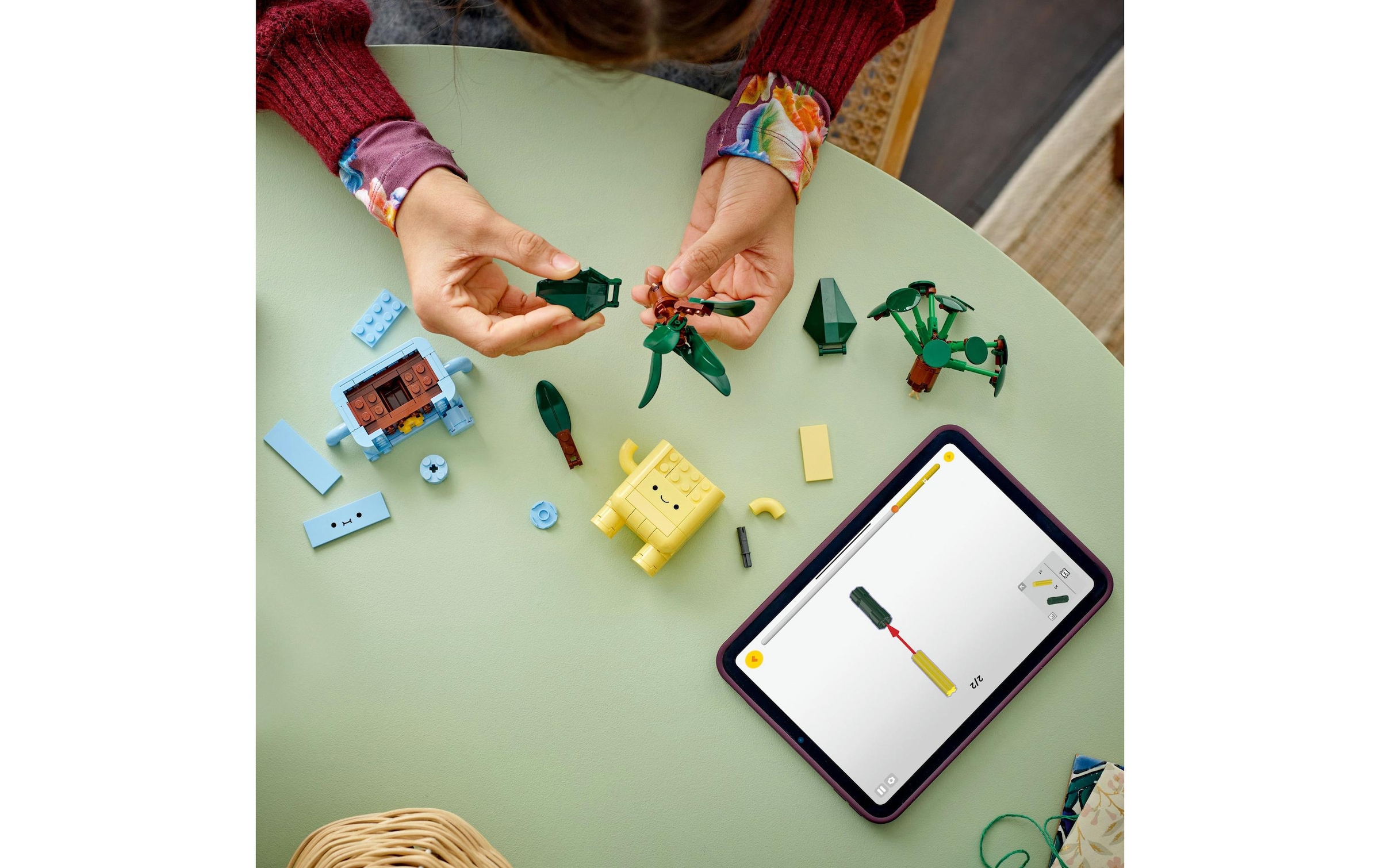 LEGO® Spielbausteine »Icons Botanicals Fröhliche Pflanzen 10349«