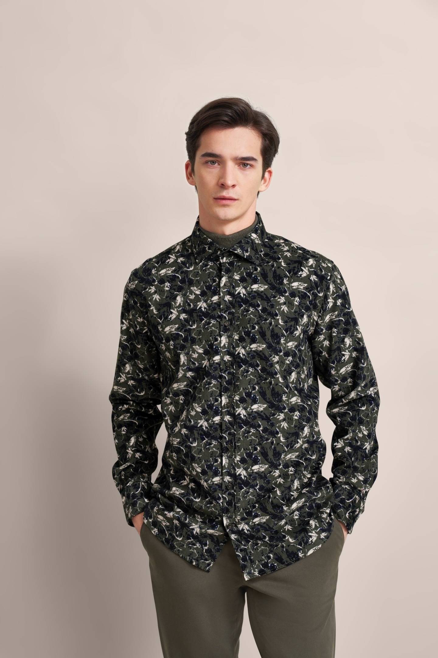 bugatti Chemise à manches longues mit grafischem Print