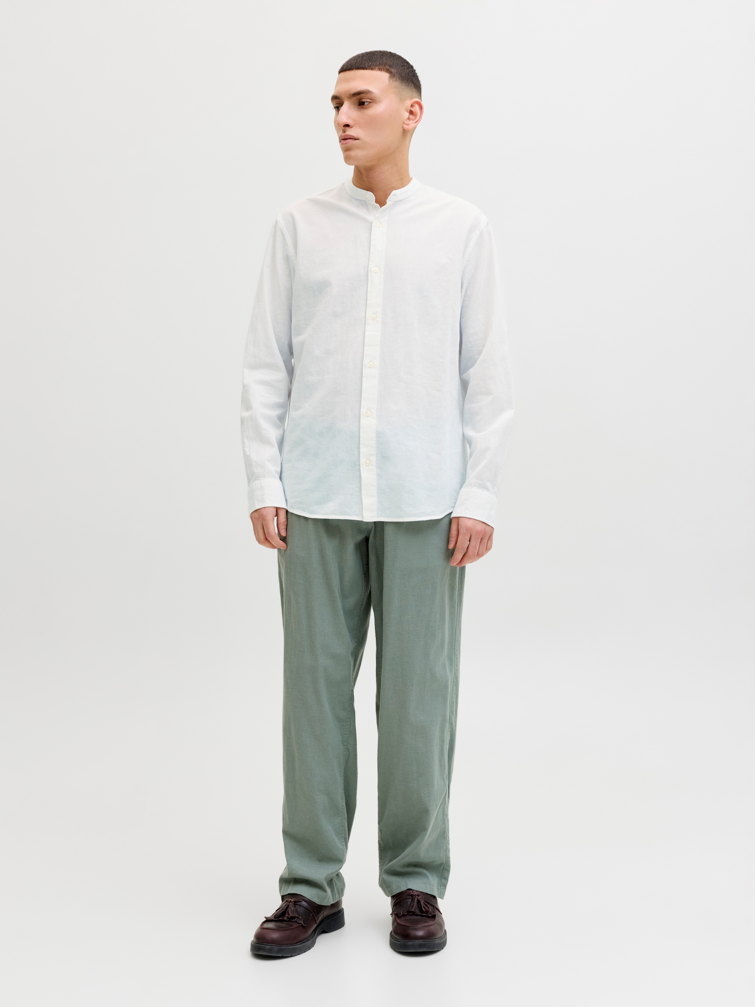 Jack & Jones Langarmhemd »JJEBREEZE LINEN BLEND BAND SHIRT L/S SN« mit Stehkragen