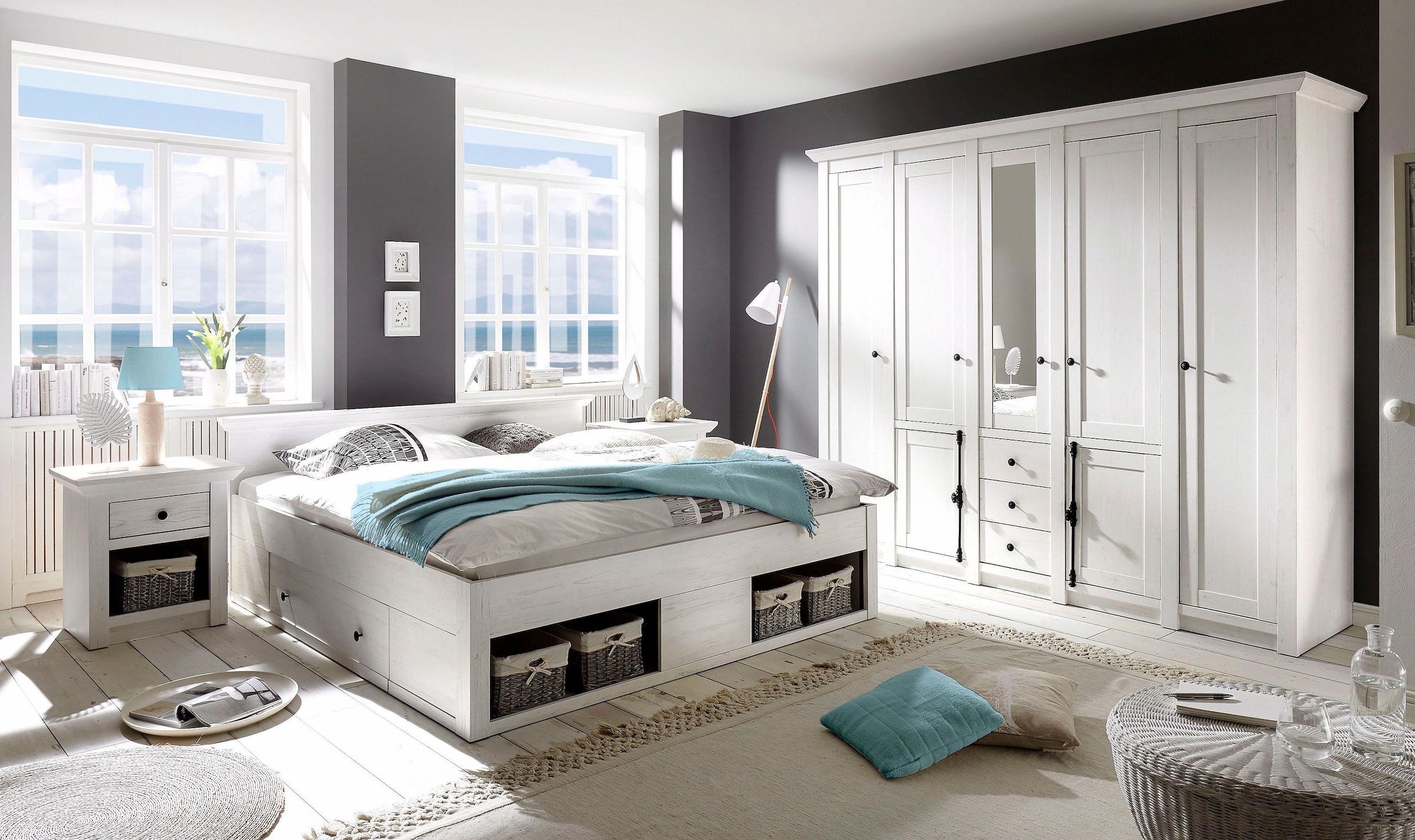 Home affaire Schlafzimmer-Set »California« Set, 4 Stk. tlg. gross: Bett 180 cm, 2 Nachttische, 5-trg Kleiderschrank