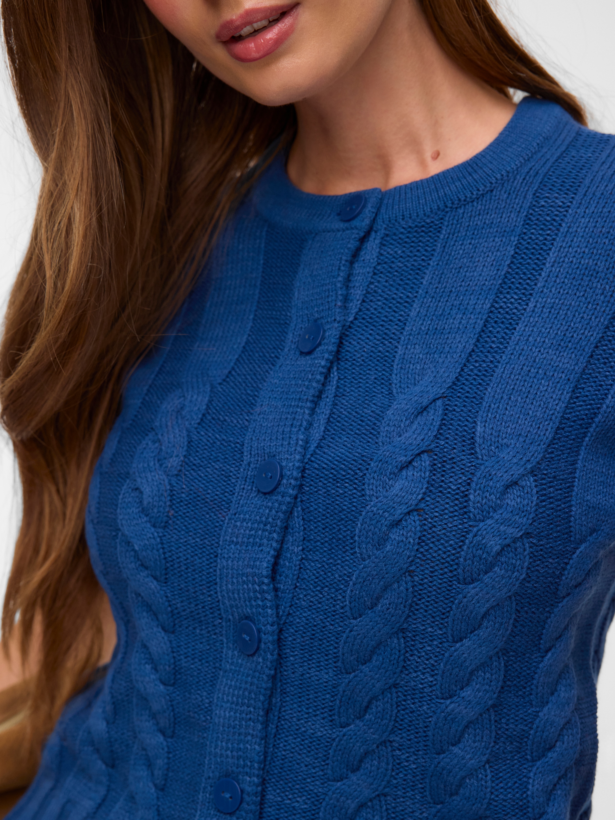 Vero Moda Veste en tricot »VMORIANE 2-4 O-NECK CARDIGAN« mélange de coton, coupe régulière, motif tricot torsadé