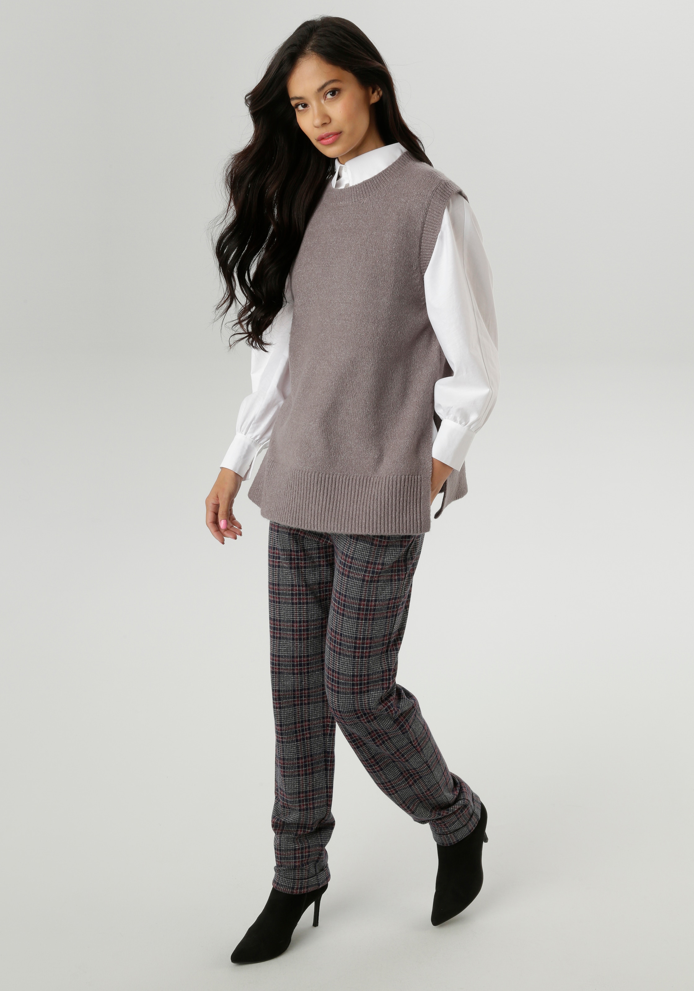 Aniston SELECTED Pullunder im lässig angesagten Style