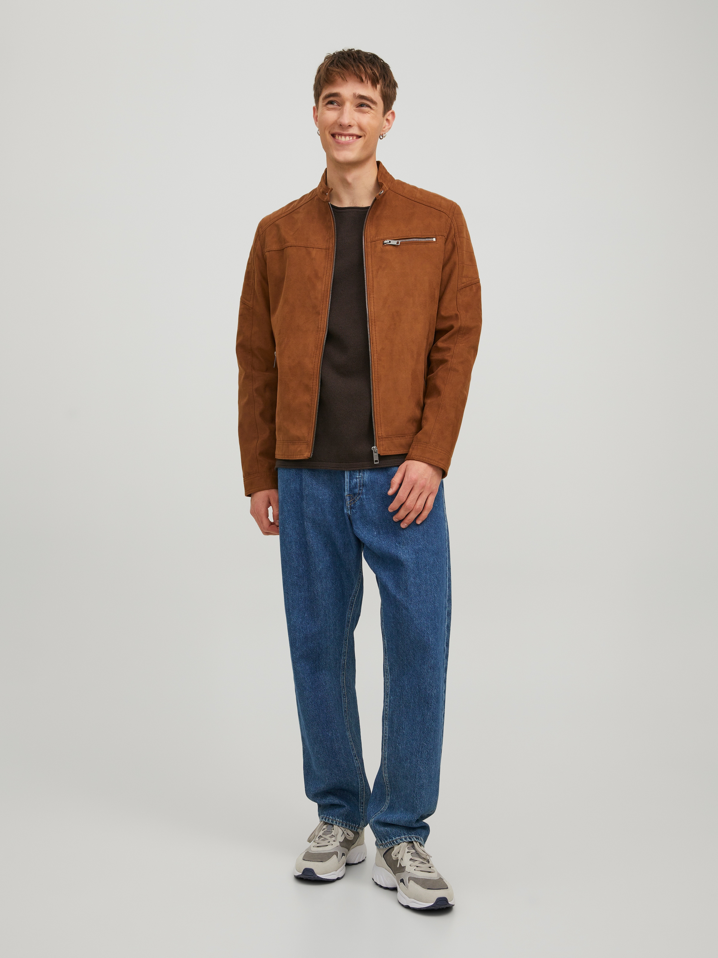 Jack & Jones Lederimitatjacke »JJEROCKY in Kunstlederoptik mit Reissverschlusstaschen« ohne Kapuze unifarben, modisch, regular fit, Lederimitat