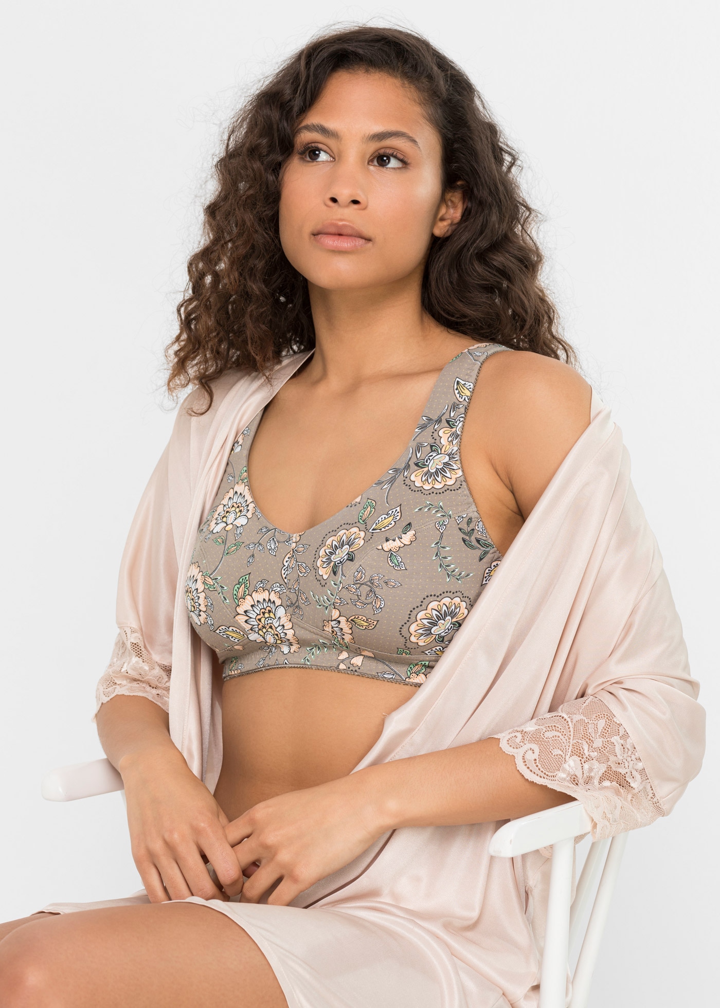 bonprix Büstenhebe »BH ohne Bügel mit Baumwolle (3er Pack)« Packung, 3, 3 Stk. tlg., BH ohne Bügel mit Baumwolle (3er Pack)