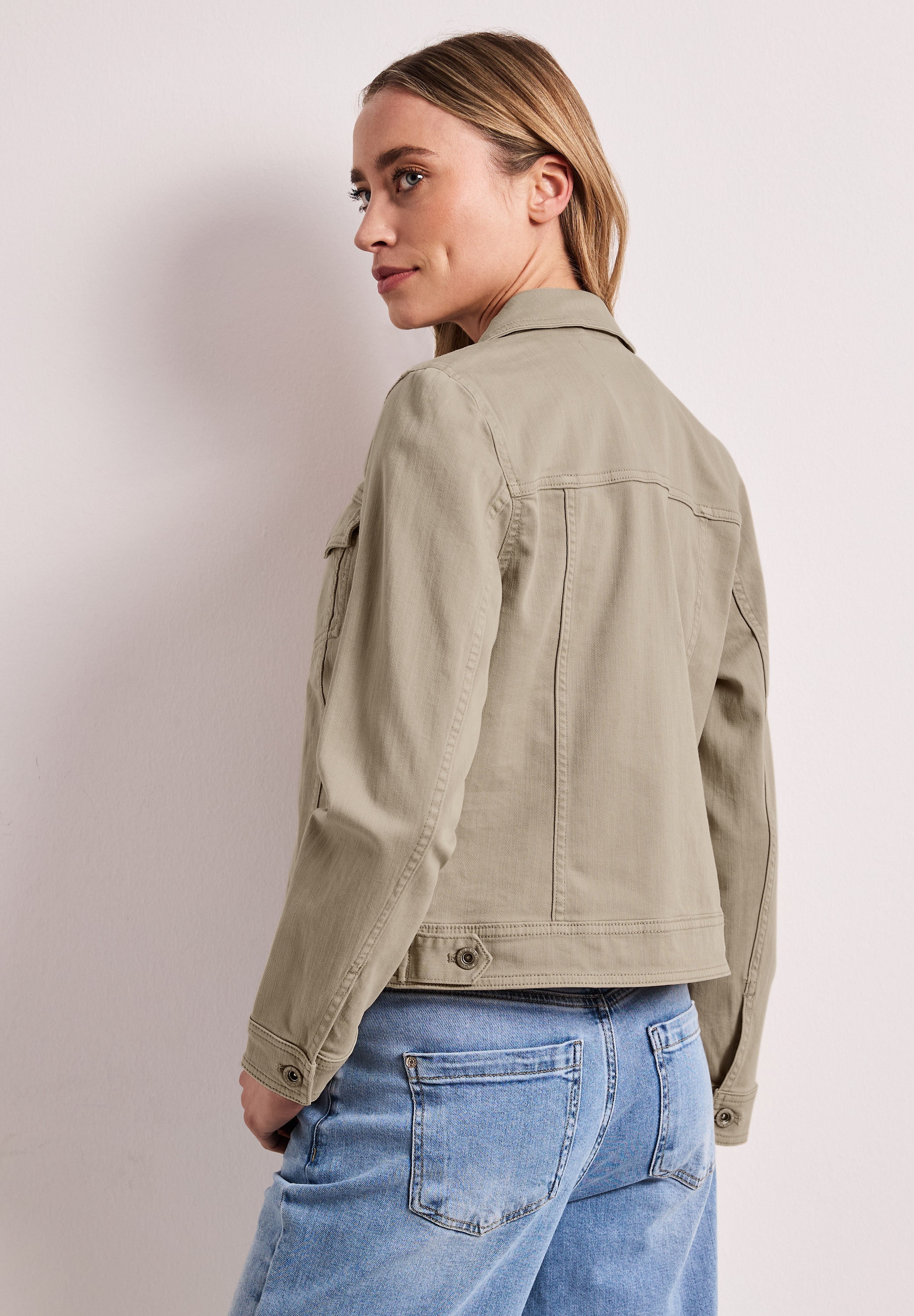 STREET ONE Veste en jean sans capuche aspect denim coloré avec poches